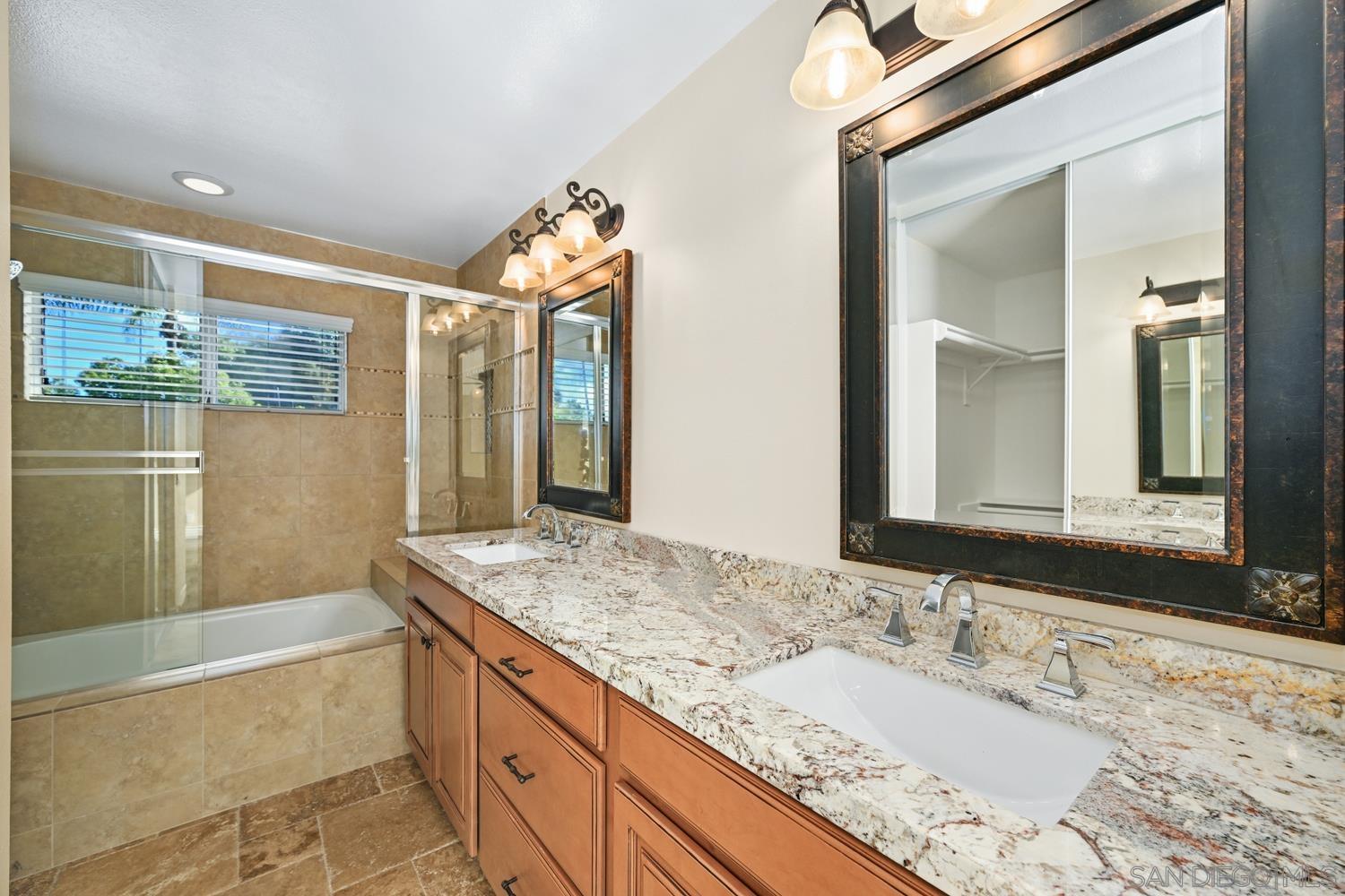 Detail Gallery Image 27 of 43 For 2198  Redwood Crst, Vista,  CA 92081 - 4 Beds | 2/1 Baths