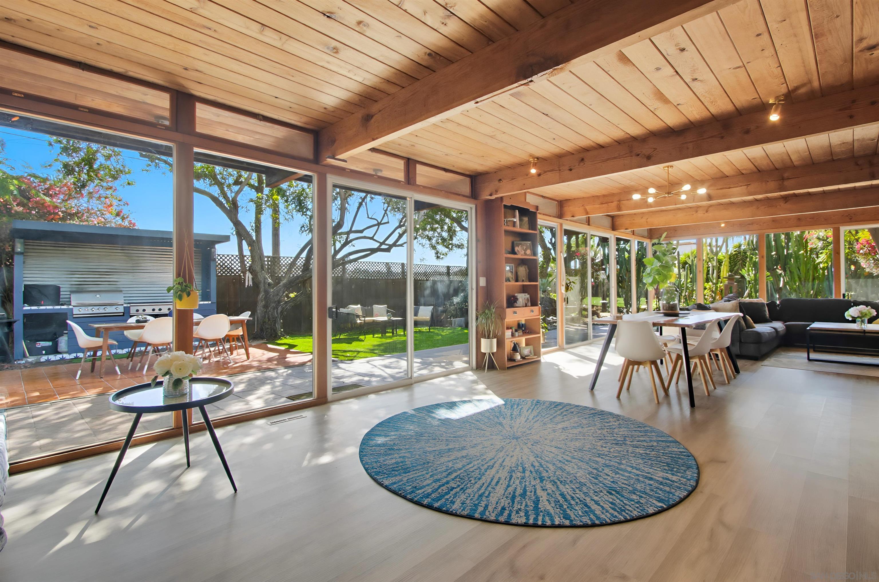 Detail Gallery Image 2 of 36 For 3558  Siembre St, Bonita,  CA 91902 - 4 Beds | 3 Baths