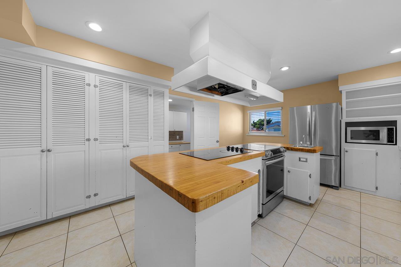 Detail Gallery Image 20 of 53 For 1607  Watwood Rd, Lemon Grove,  CA 91945 - 4 Beds | 3/1 Baths