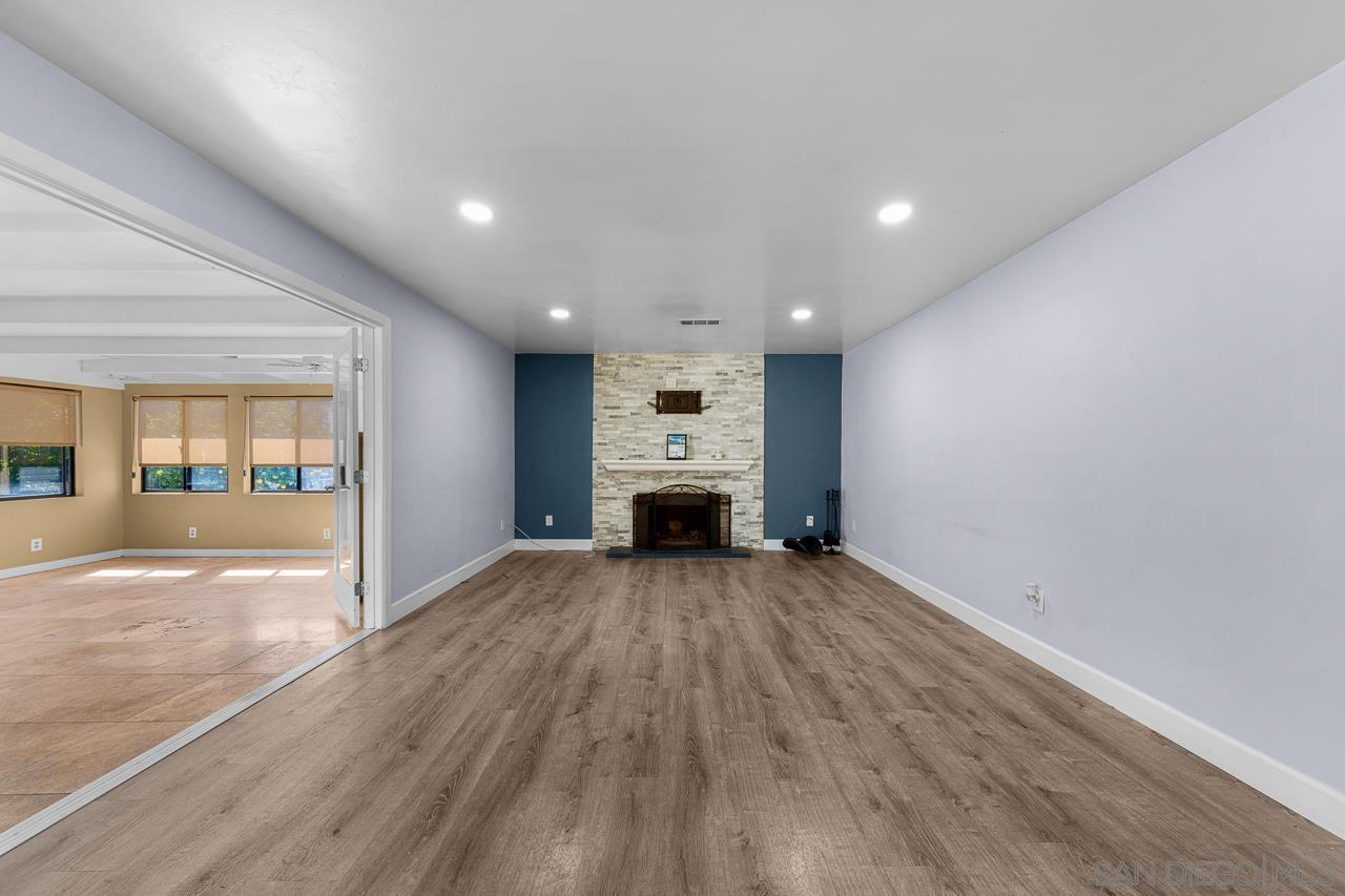 Detail Gallery Image 9 of 53 For 1607  Watwood Rd, Lemon Grove,  CA 91945 - 4 Beds | 3/1 Baths