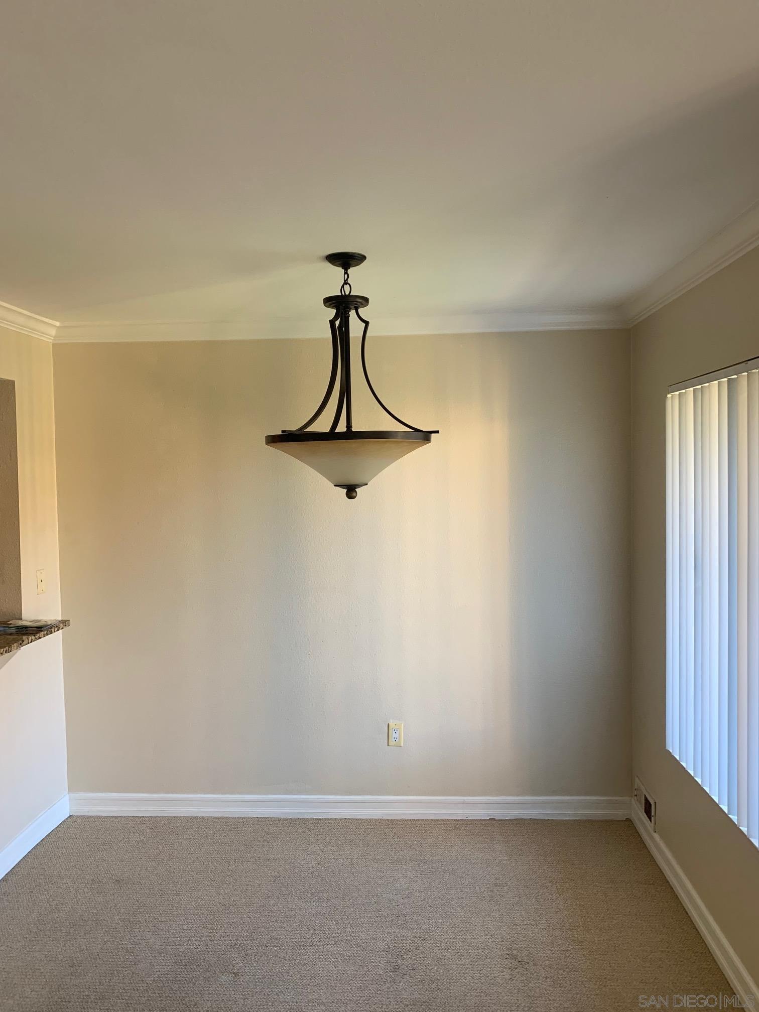 Detail Gallery Image 5 of 13 For 15363  Maturin Dr.  157, San Diego,  CA 92127 - 2 Beds | 2/1 Baths