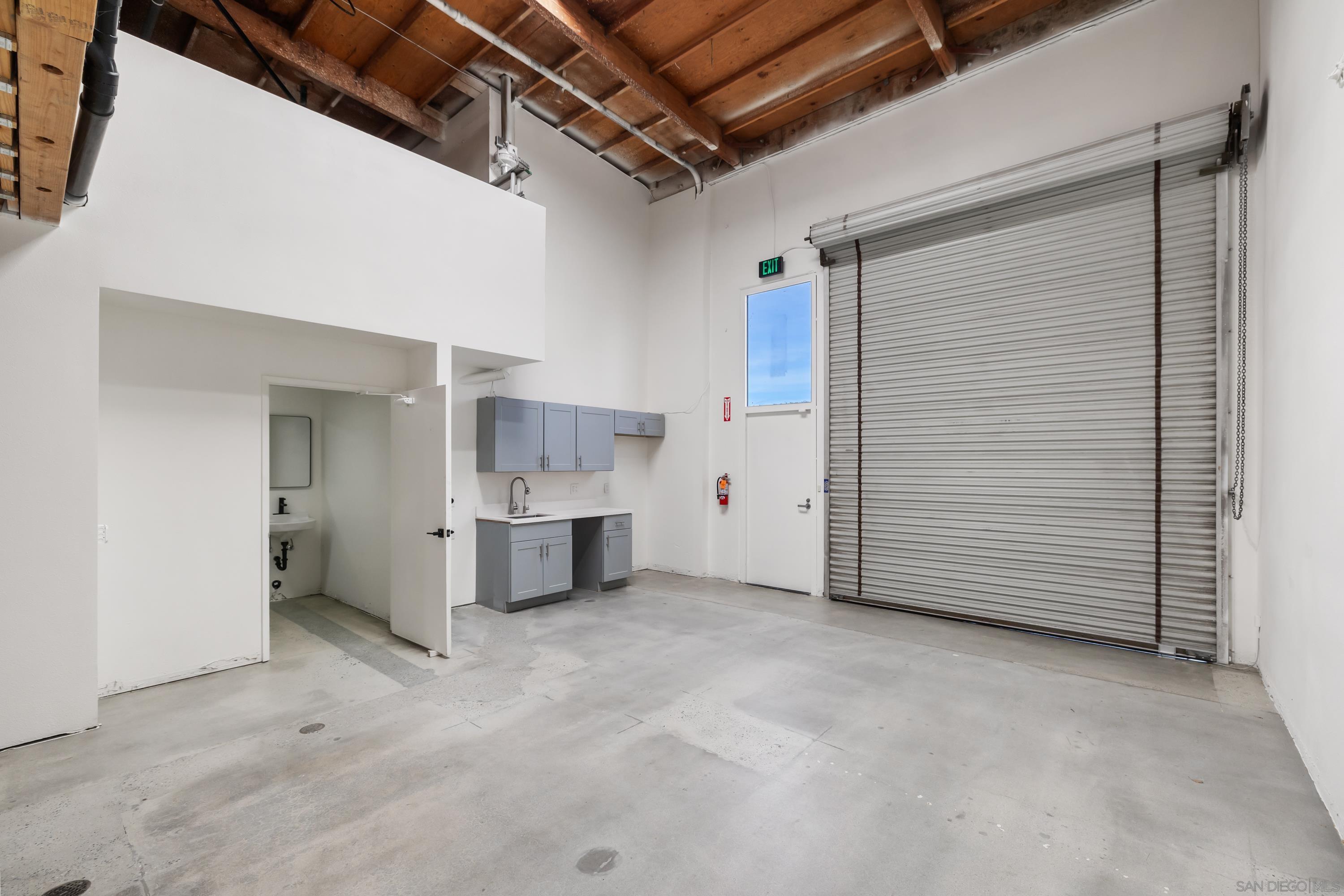 Detail Gallery Image 13 of 42 For 5731  Palmer Way #C, Carlsbad,  CA 92010 - – Beds | – Baths