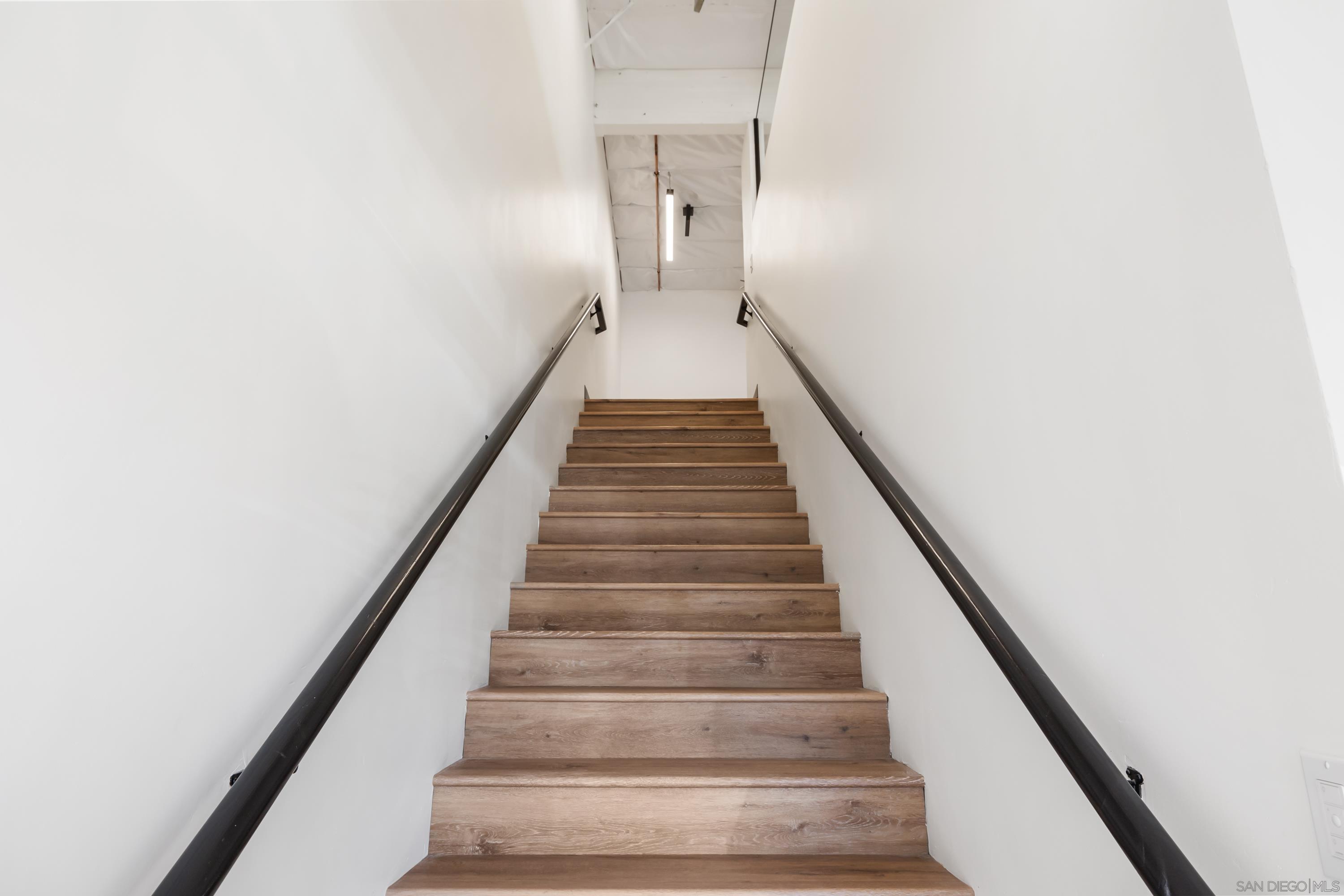 Detail Gallery Image 14 of 42 For 5731  Palmer Way #C, Carlsbad,  CA 92010 - – Beds | – Baths