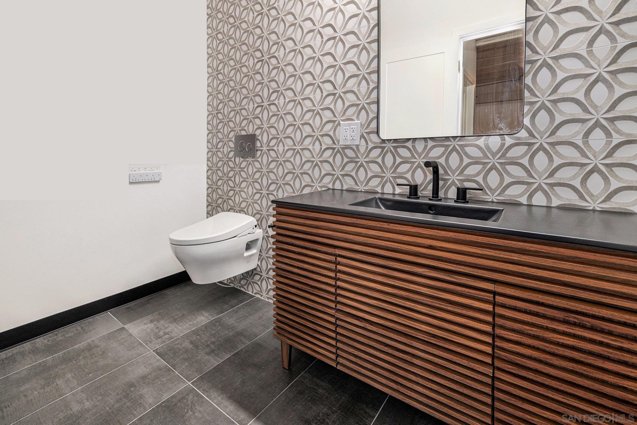 Detail Gallery Image 27 of 42 For 5731  Palmer Way #C, Carlsbad,  CA 92010 - – Beds | – Baths