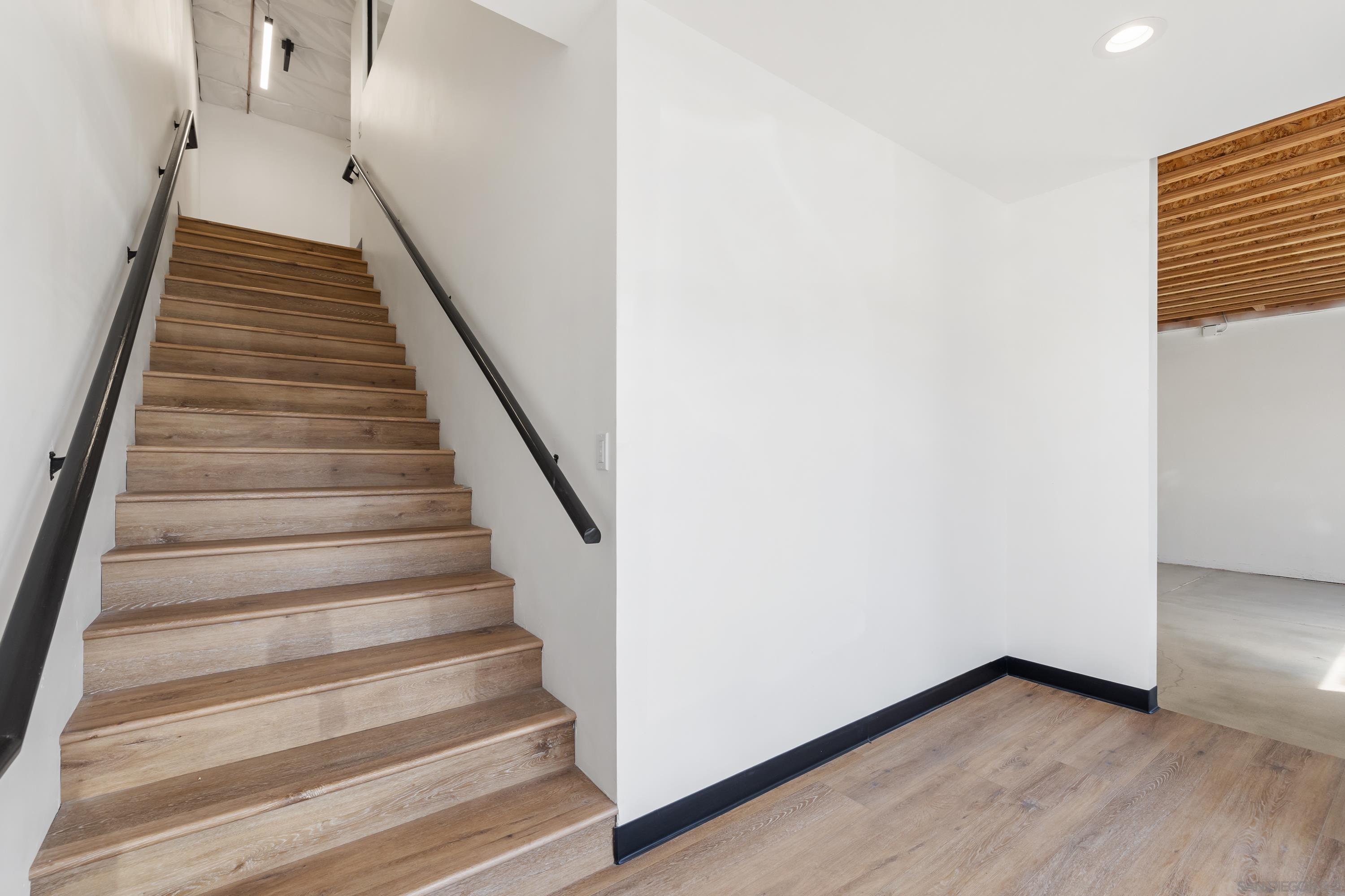 Detail Gallery Image 4 of 42 For 5731  Palmer Way #C, Carlsbad,  CA 92010 - – Beds | – Baths