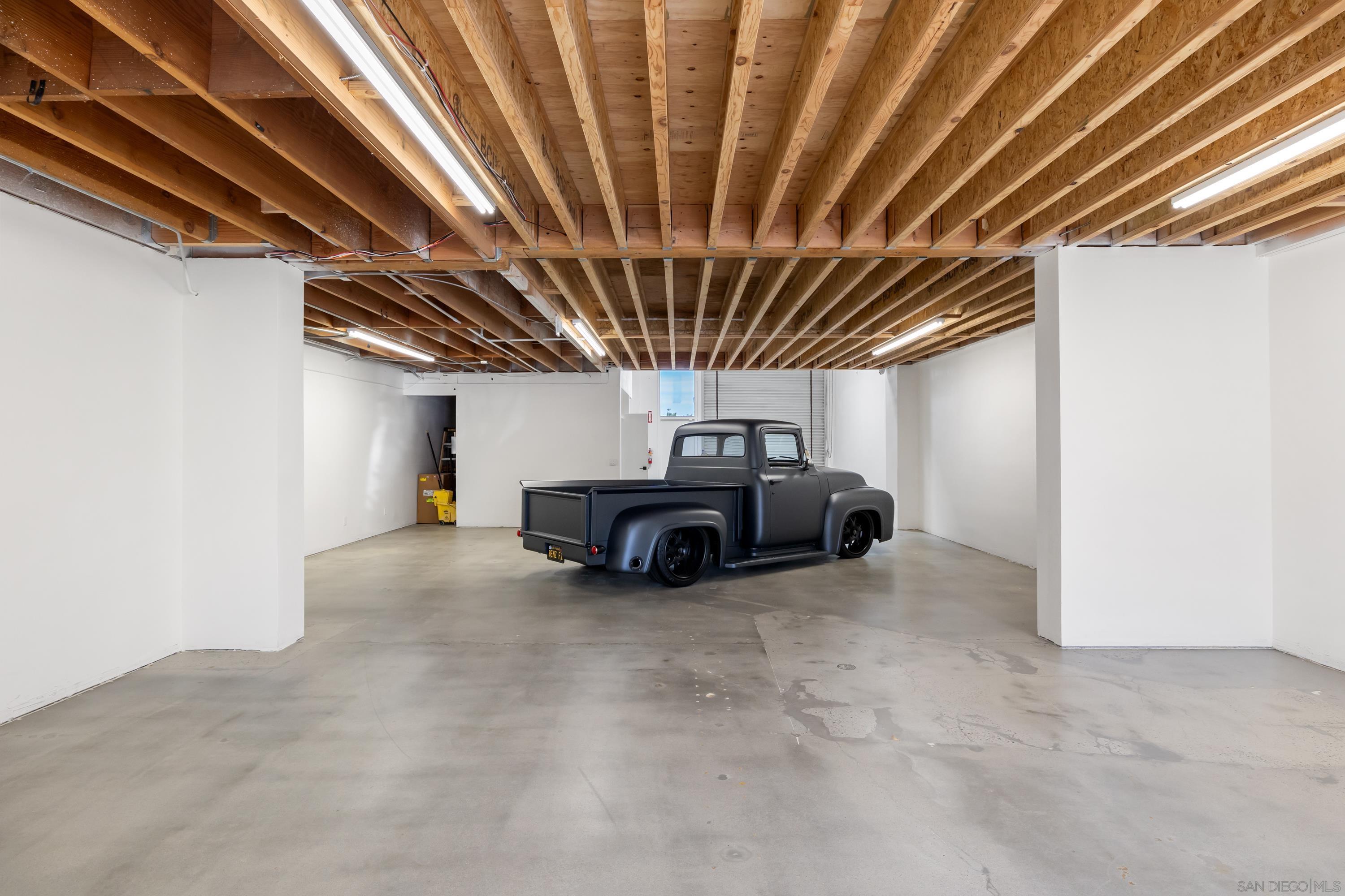 Detail Gallery Image 8 of 42 For 5731  Palmer Way #C, Carlsbad,  CA 92010 - – Beds | – Baths