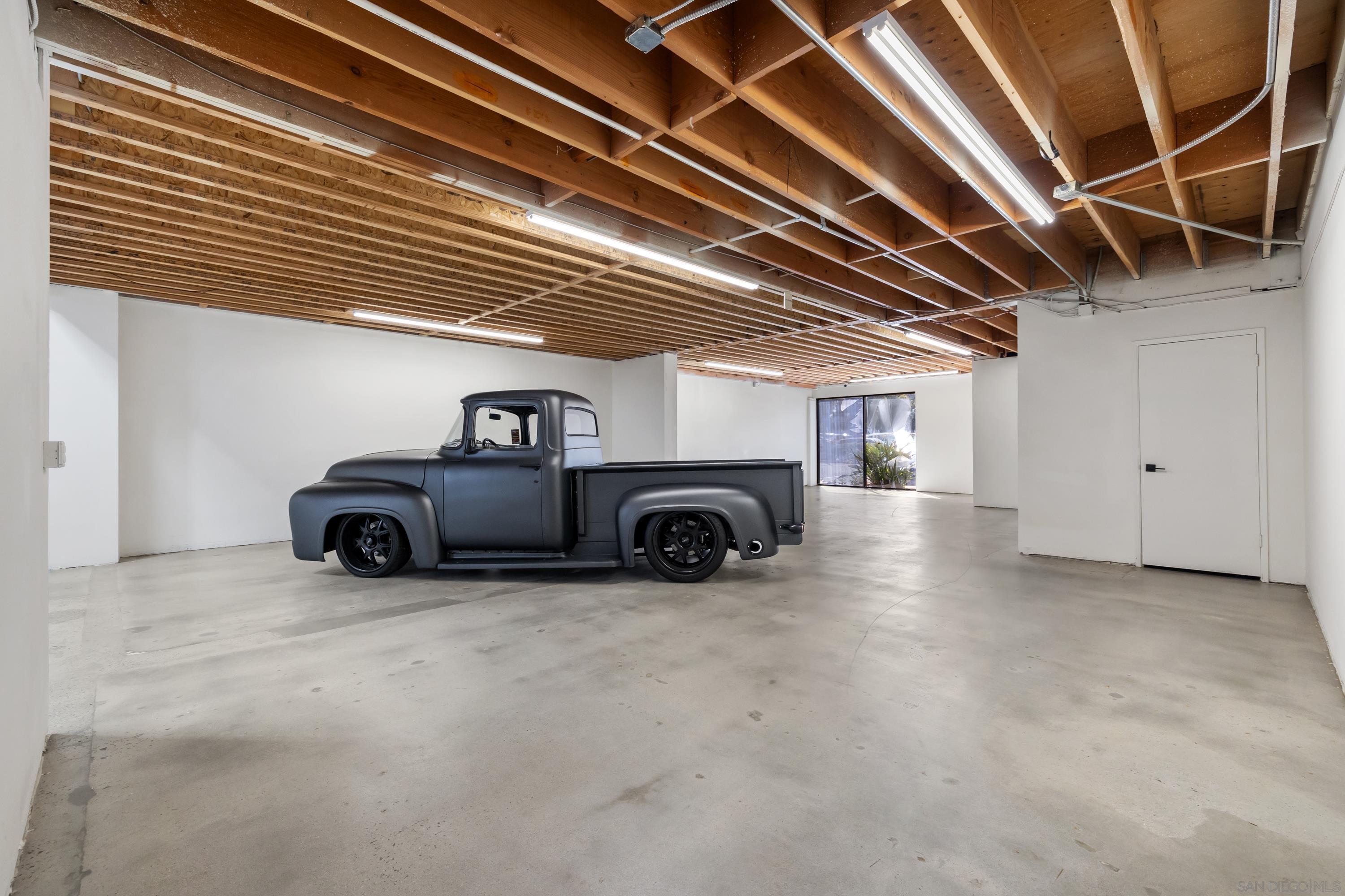 Detail Gallery Image 10 of 42 For 5731  Palmer Way #C, Carlsbad,  CA 92010 - – Beds | – Baths