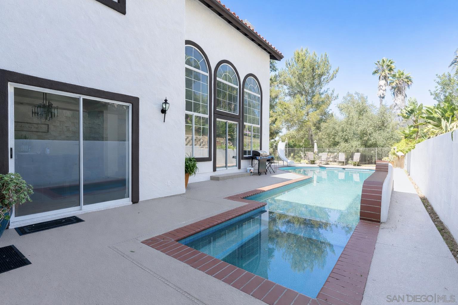 Detail Gallery Image 37 of 51 For 1696  Gil Way, Vista,  CA 92084 - 6 Beds | 5/1 Baths