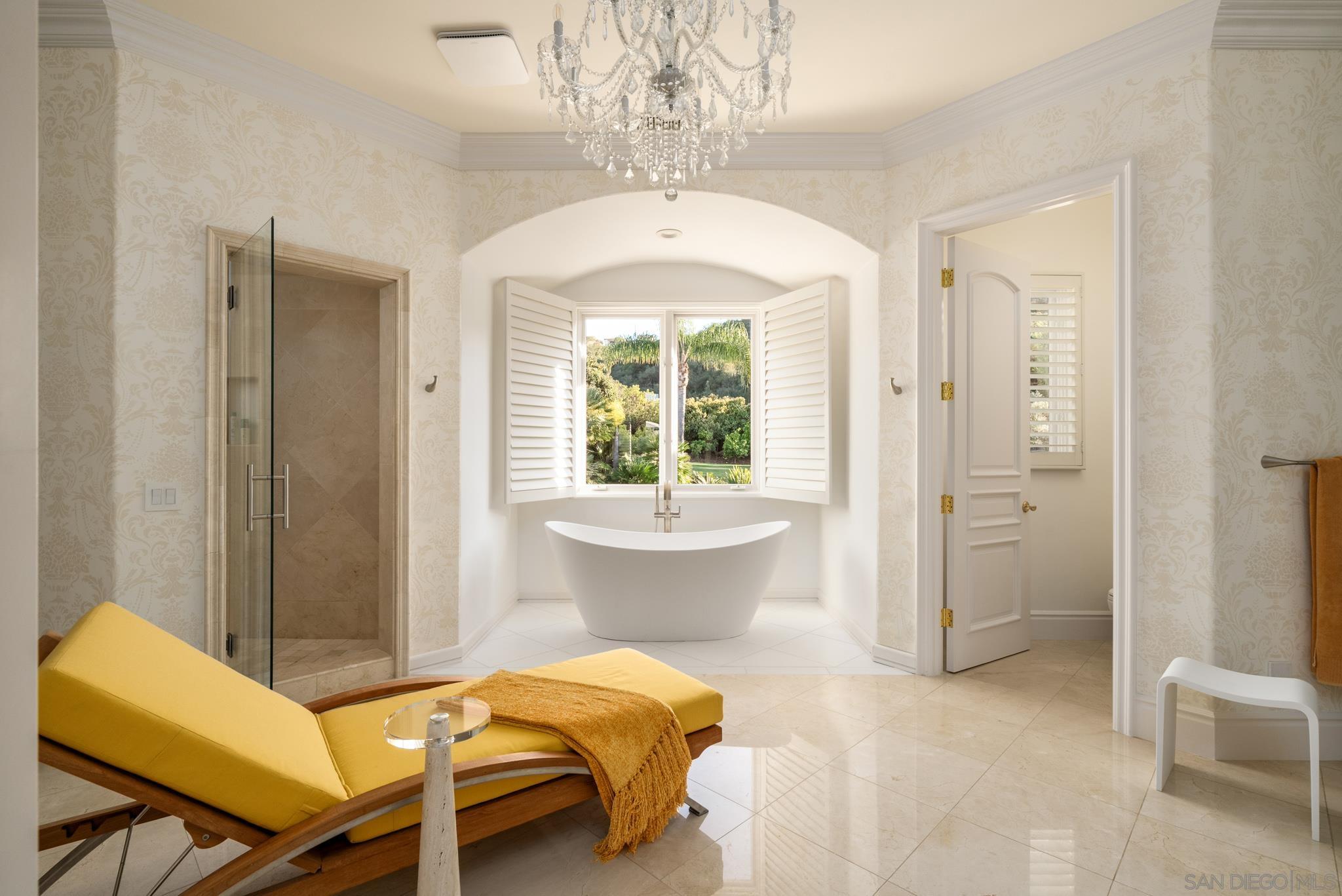 Detail Gallery Image 17 of 43 For 6369  Clubhouse, Rancho Santa Fe,  CA 92067 - 6 Beds | 5/1 Baths