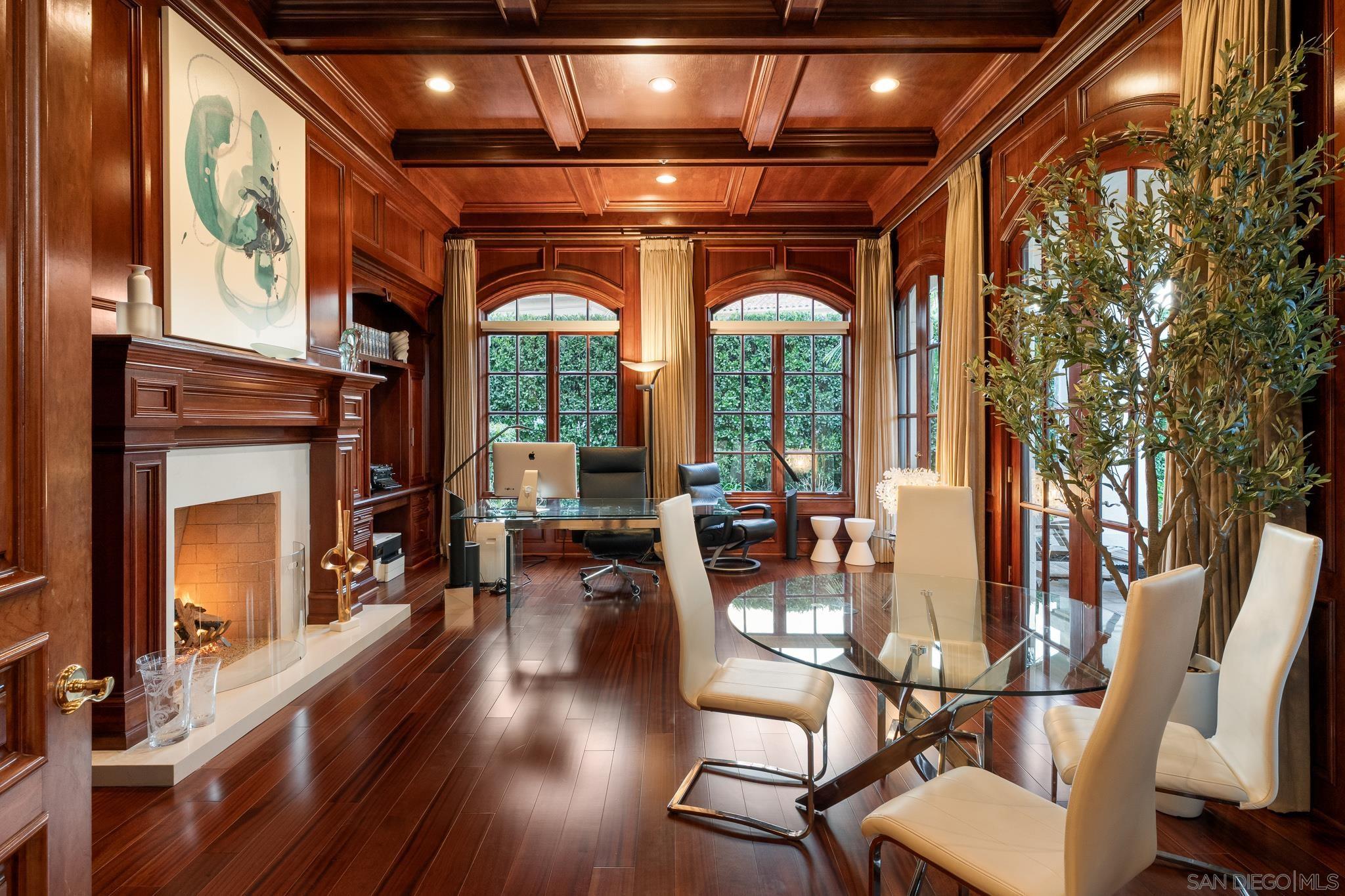 Detail Gallery Image 7 of 43 For 6369  Clubhouse, Rancho Santa Fe,  CA 92067 - 6 Beds | 5/1 Baths