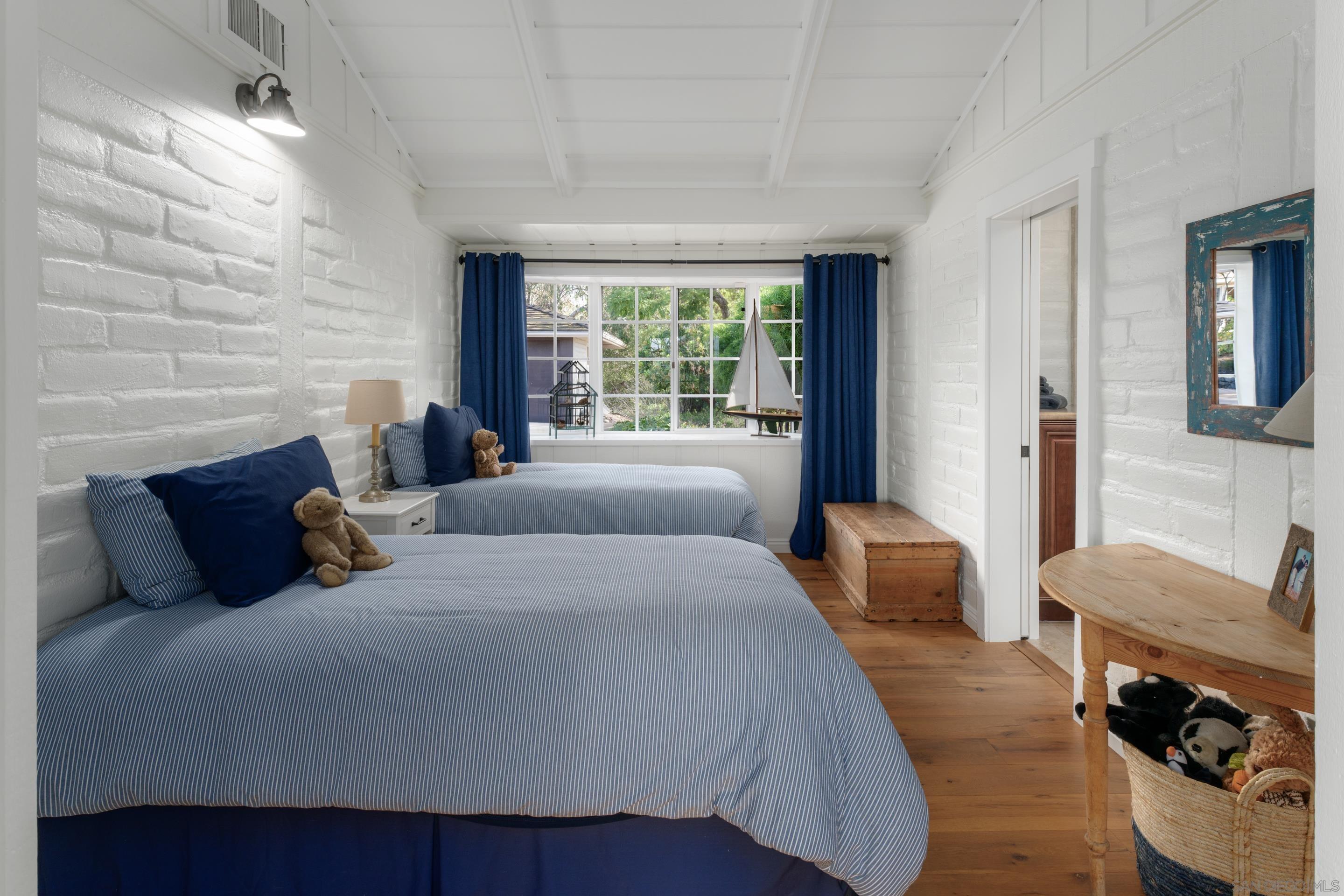 Detail Gallery Image 18 of 34 For 5327  La Glorieta, Rancho Santa Fe,  CA 92067 - 6 Beds | 6/1 Baths