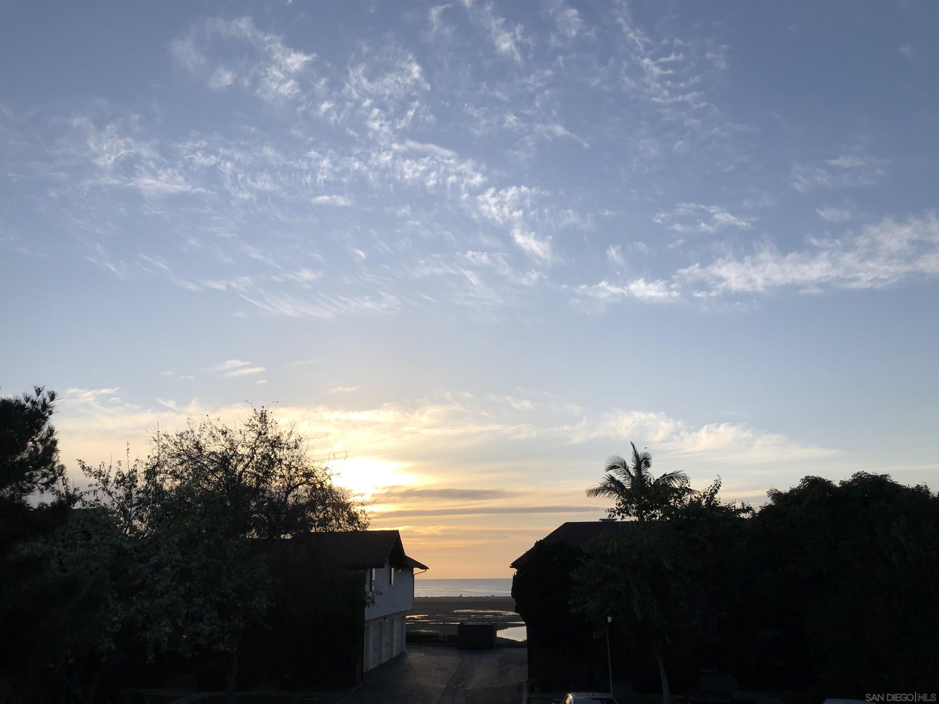 Detail Gallery Image 38 of 64 For 2422  Caminito Ocean Cv, Cardiff By The Sea,  CA 92007 - 2 Beds | 1 Baths