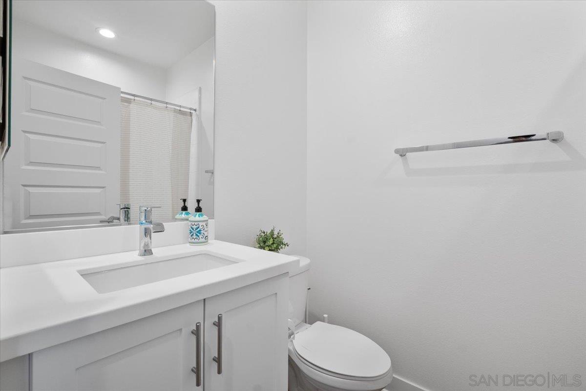 Detail Gallery Image 22 of 32 For 11026  Eka Way, San Diego,  CA 92126 - 3 Beds | 2/1 Baths