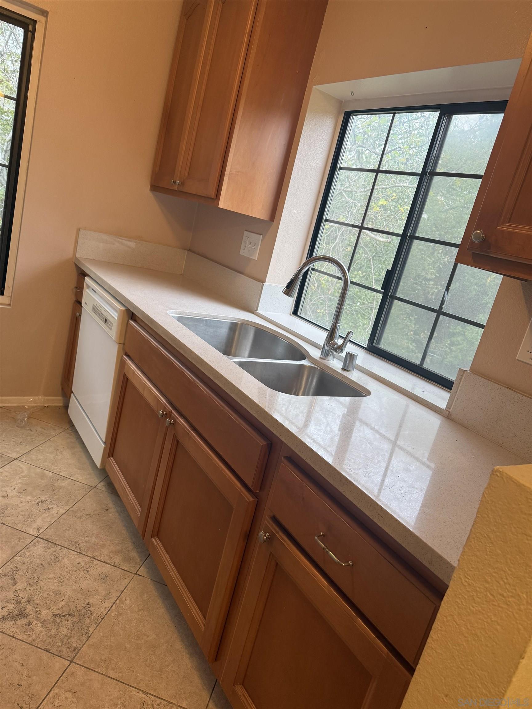 Detail Gallery Image 8 of 42 For 13294  Wimberly  228, San Diego,  CA 92128 - 2 Beds | 2 Baths