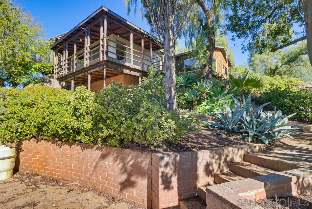 Detail Gallery Image 13 of 75 For 602  Starbright Ln, Alpine,  CA 91901 - 4 Beds | 4 Baths