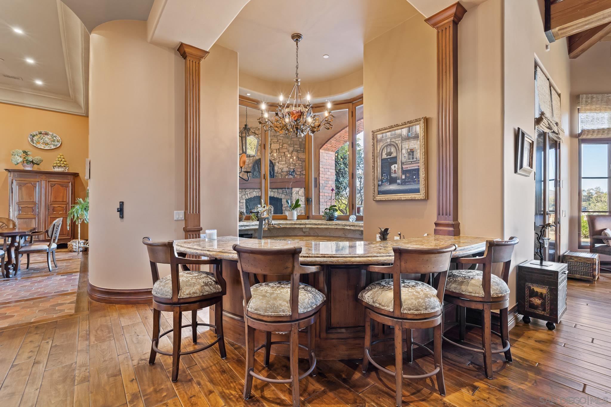 Detail Gallery Image 13 of 34 For 18486  via Candela, Rancho Santa Fe,  CA 92091 - 5 Beds | 5/2 Baths