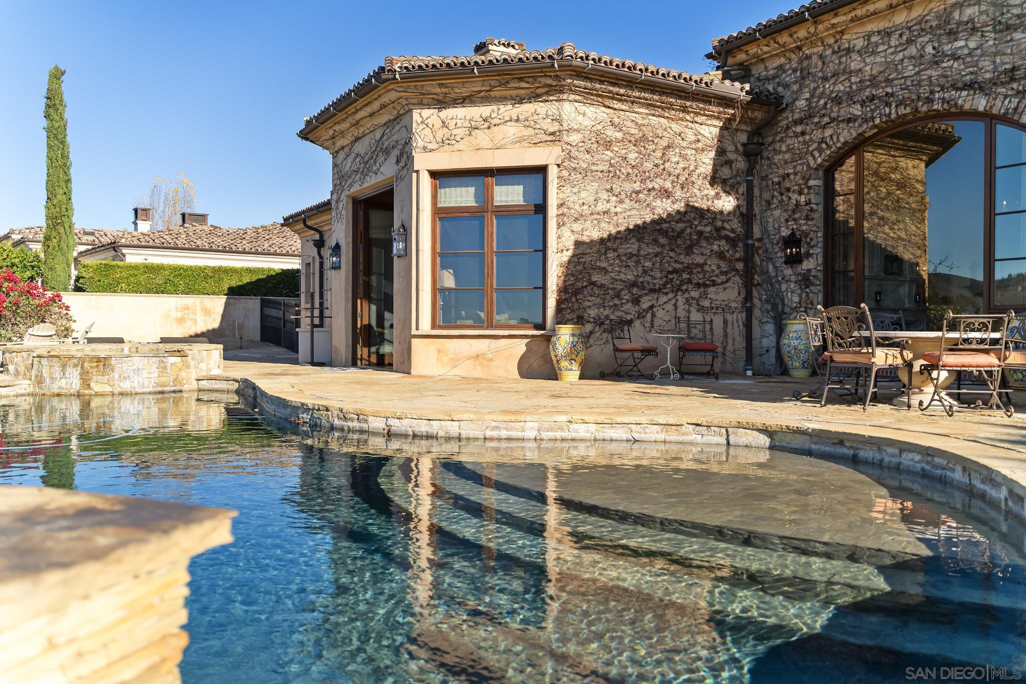 Detail Gallery Image 27 of 34 For 18486  via Candela, Rancho Santa Fe,  CA 92091 - 5 Beds | 5/2 Baths