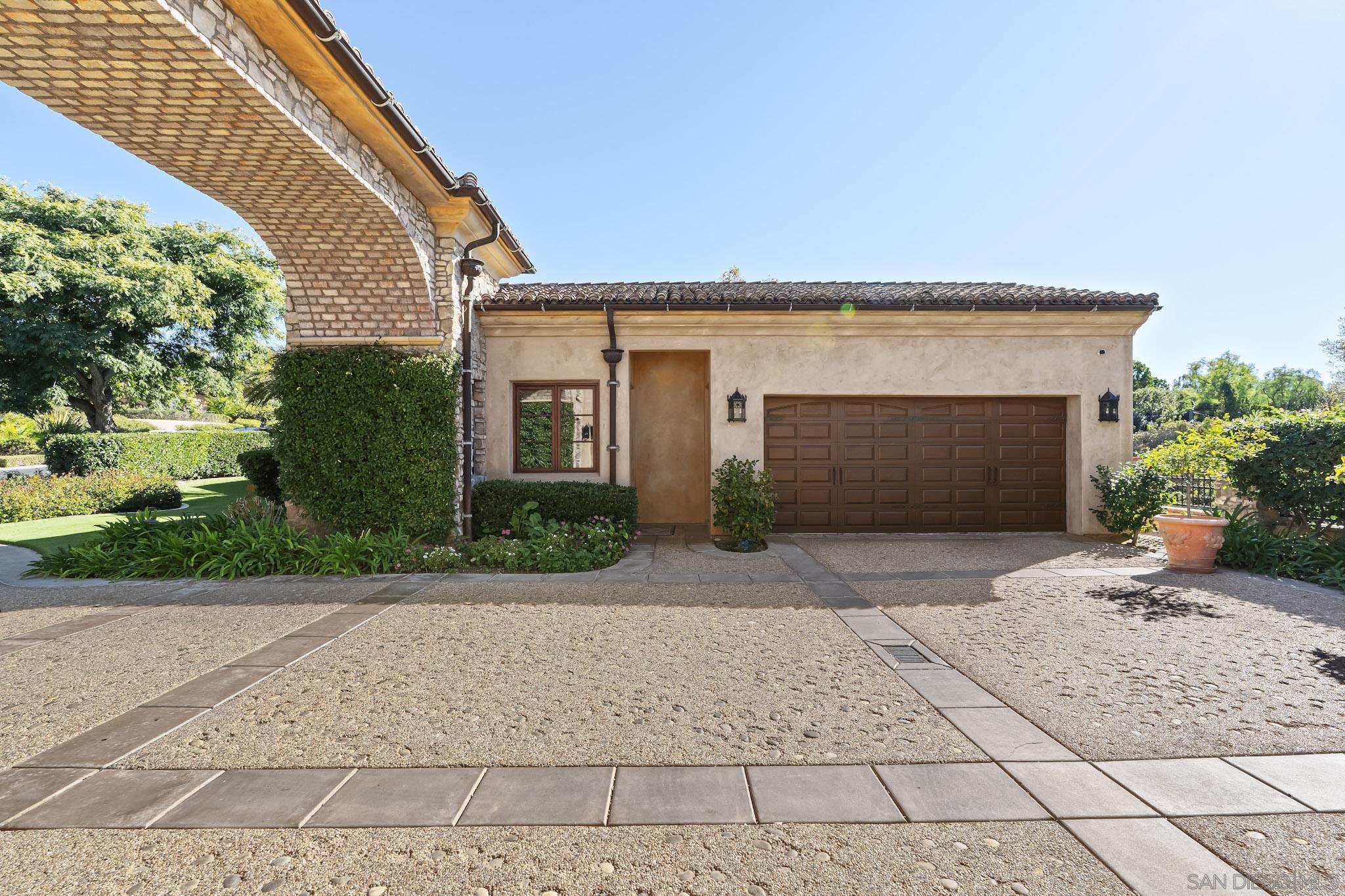 Detail Gallery Image 31 of 34 For 18486  via Candela, Rancho Santa Fe,  CA 92091 - 5 Beds | 5/2 Baths