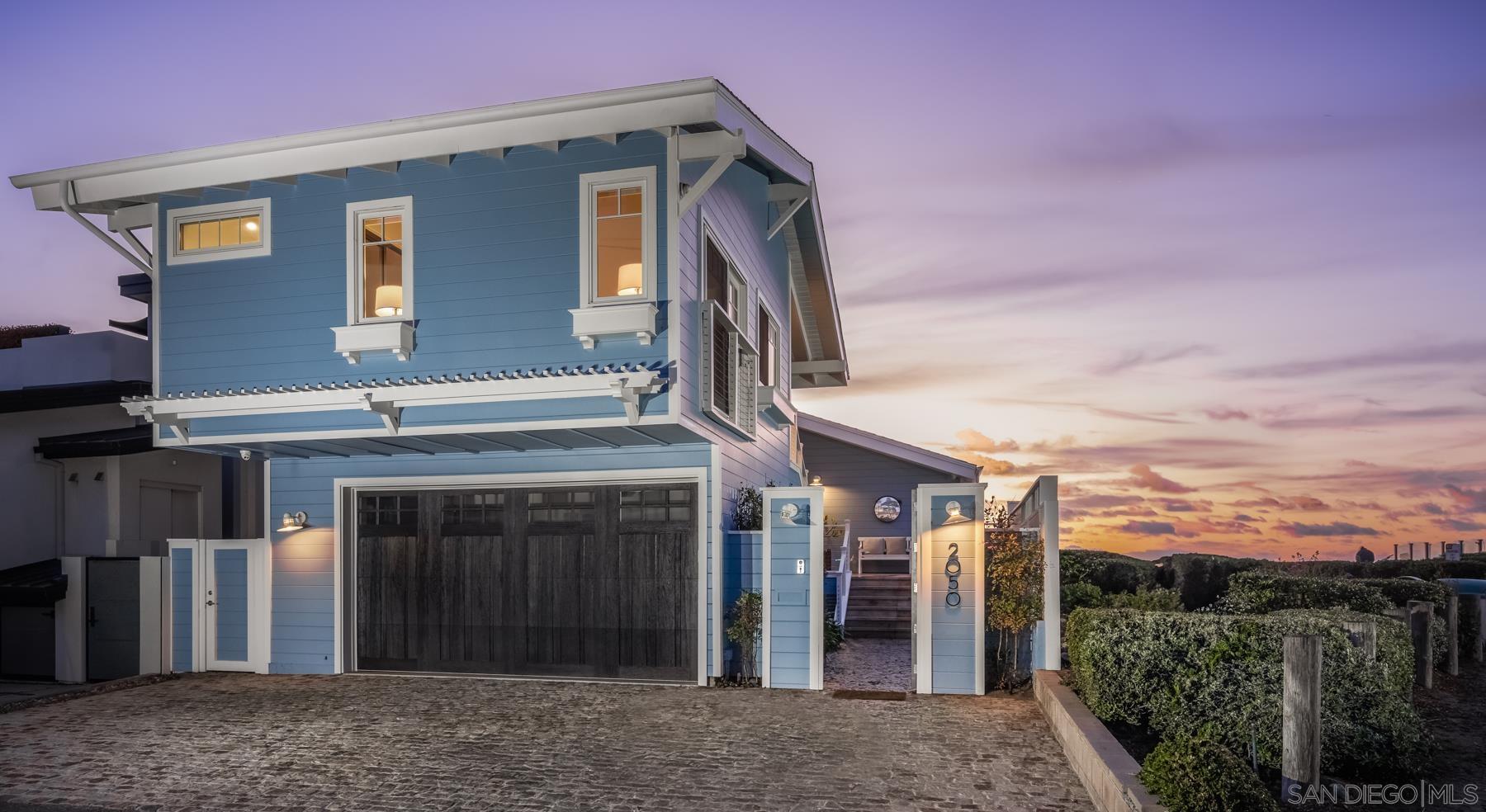 Detail Gallery Image 21 of 30 For 2050  Ocean Front, Del Mar,  CA 92014 - 5 Beds | 5 Baths