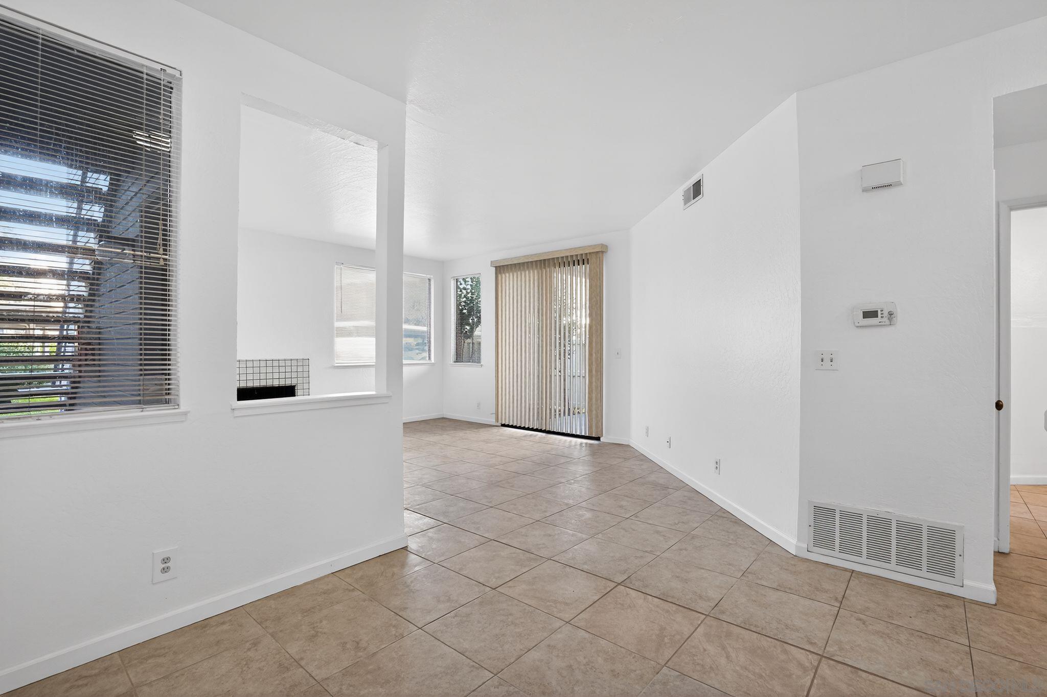 Detail Gallery Image 2 of 15 For 3784  Stoneglen  #N,  San Pablo,  CA 94806 - 1 Beds | 1 Baths