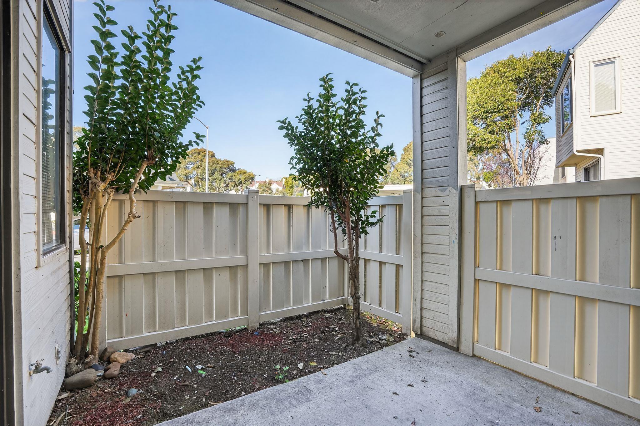 Detail Gallery Image 14 of 15 For 3784  Stoneglen  #N,  San Pablo,  CA 94806 - 1 Beds | 1 Baths