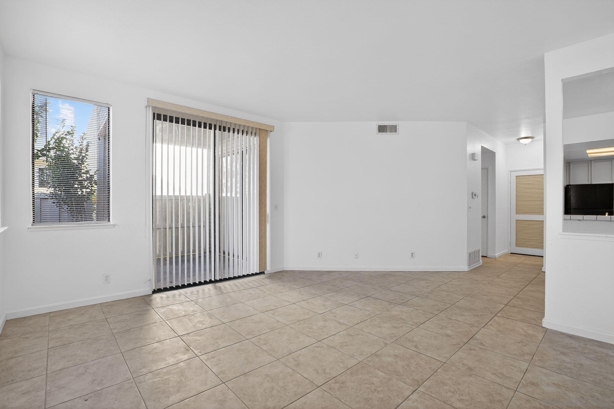 Detail Gallery Image 5 of 15 For 3784  Stoneglen  #N,  San Pablo,  CA 94806 - 1 Beds | 1 Baths