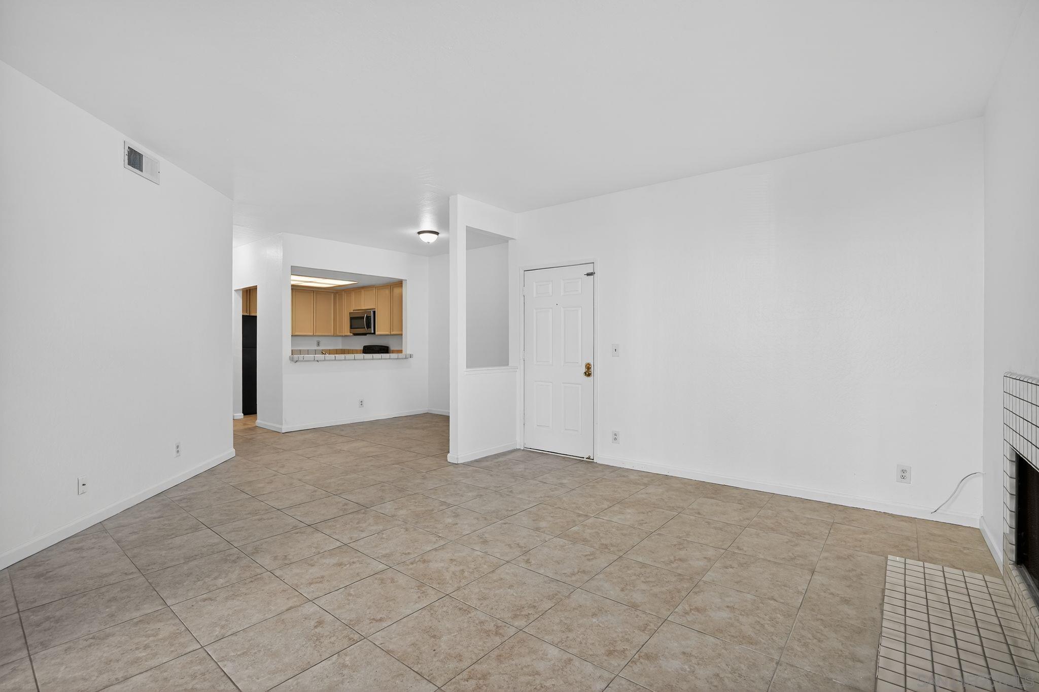 Detail Gallery Image 6 of 15 For 3784  Stoneglen  #N,  San Pablo,  CA 94806 - 1 Beds | 1 Baths