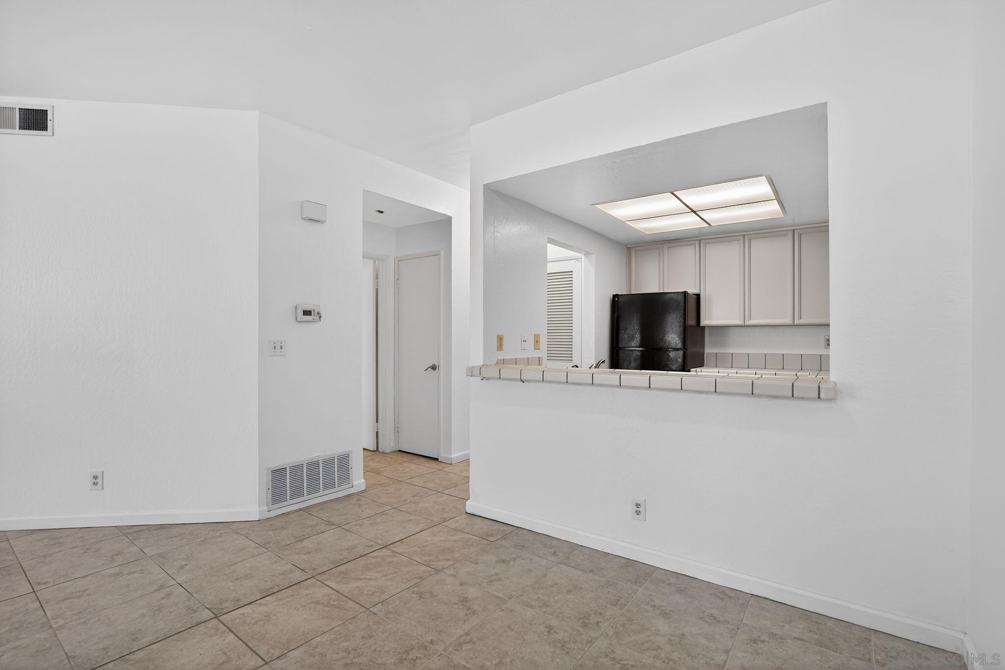 Detail Gallery Image 7 of 15 For 3784  Stoneglen  #N,  San Pablo,  CA 94806 - 1 Beds | 1 Baths