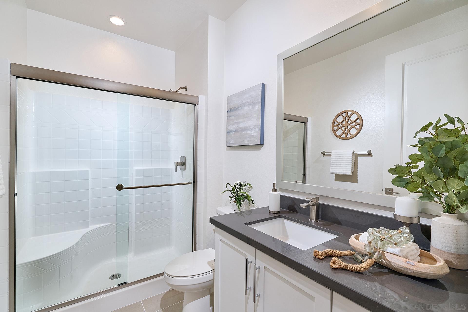 Detail Gallery Image 28 of 33 For 793  Michael Ct, Vista,  CA 92081 - 4 Beds | 3/1 Baths