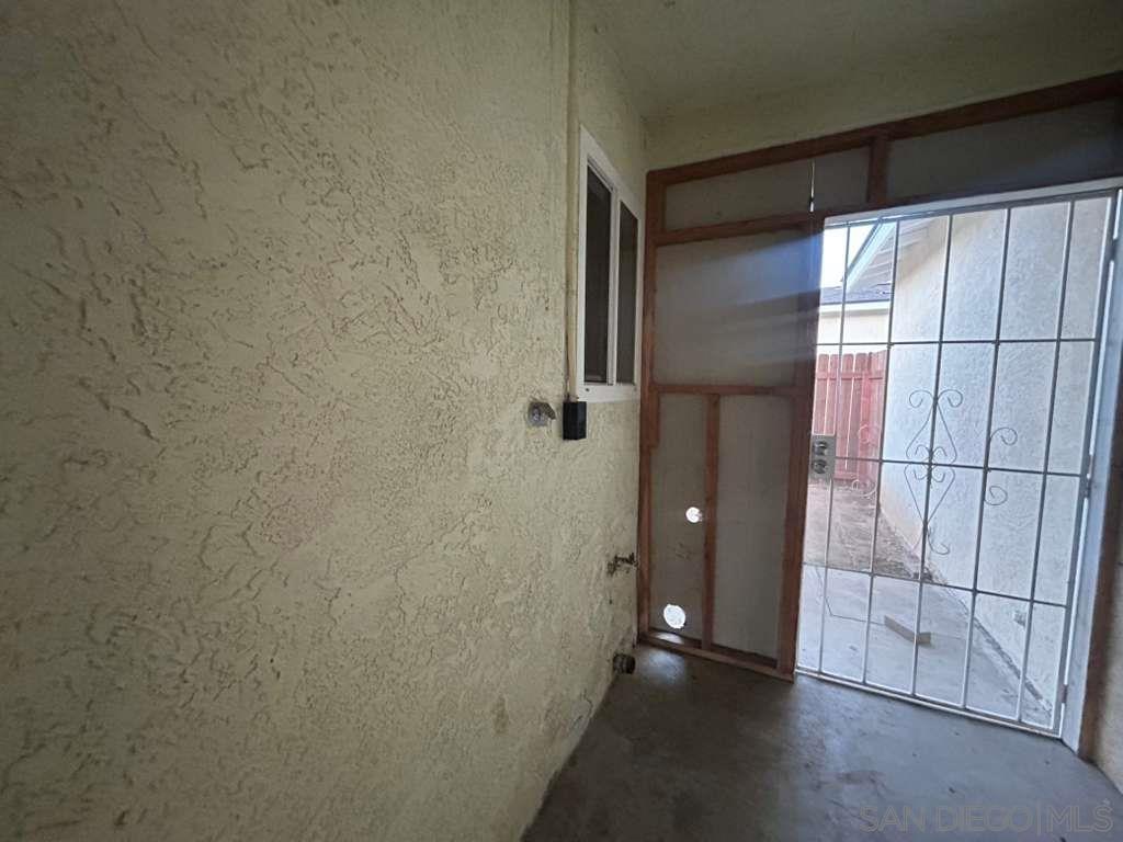 Detail Gallery Image 5 of 15 For 634  Aster St, Escondido,  CA 92027 - 3 Beds | 1 Baths