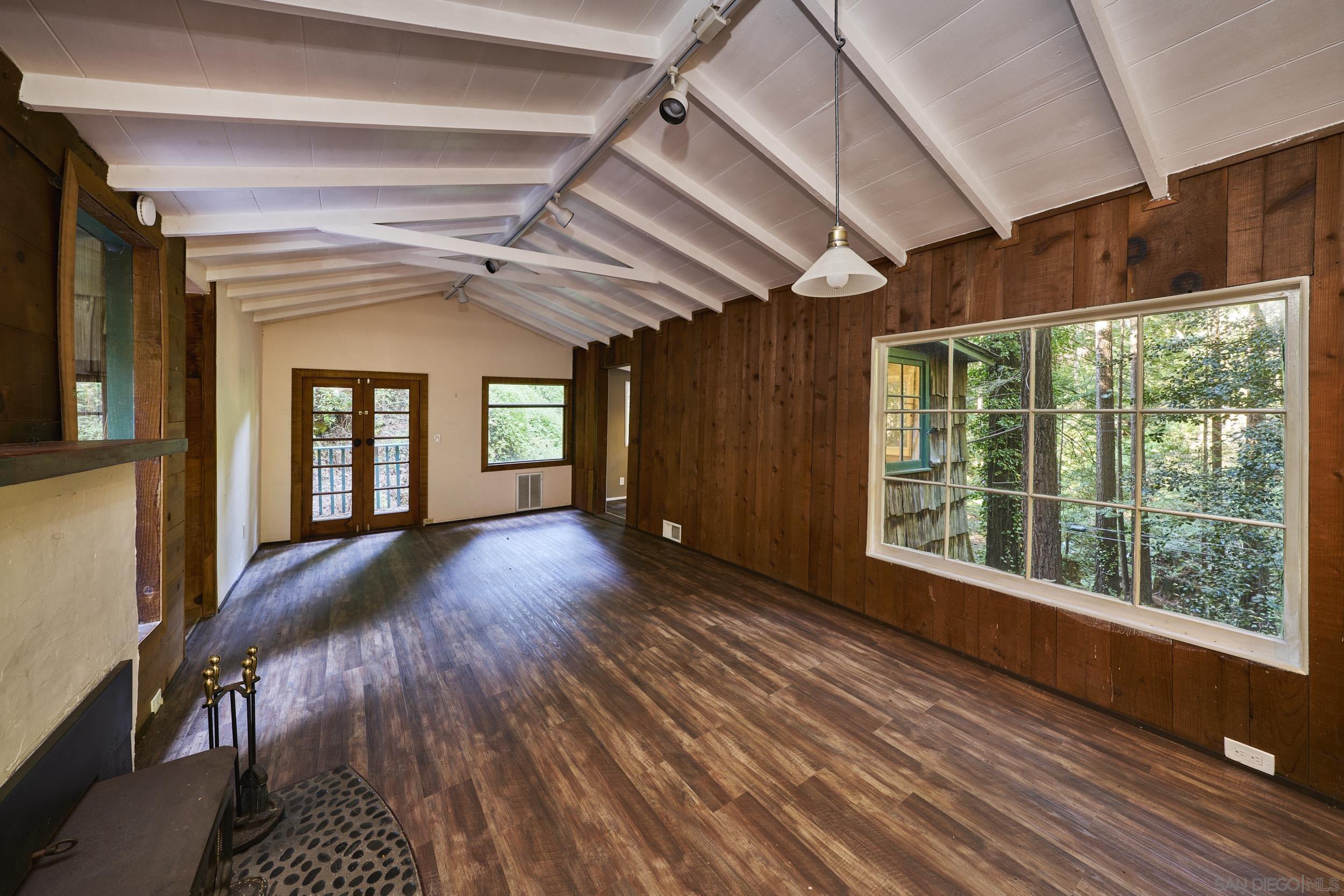 Detail Gallery Image 12 of 26 For 37016  Palo Colorado Rd, Carmel,  CA 93923 - 2 Beds | 1 Baths