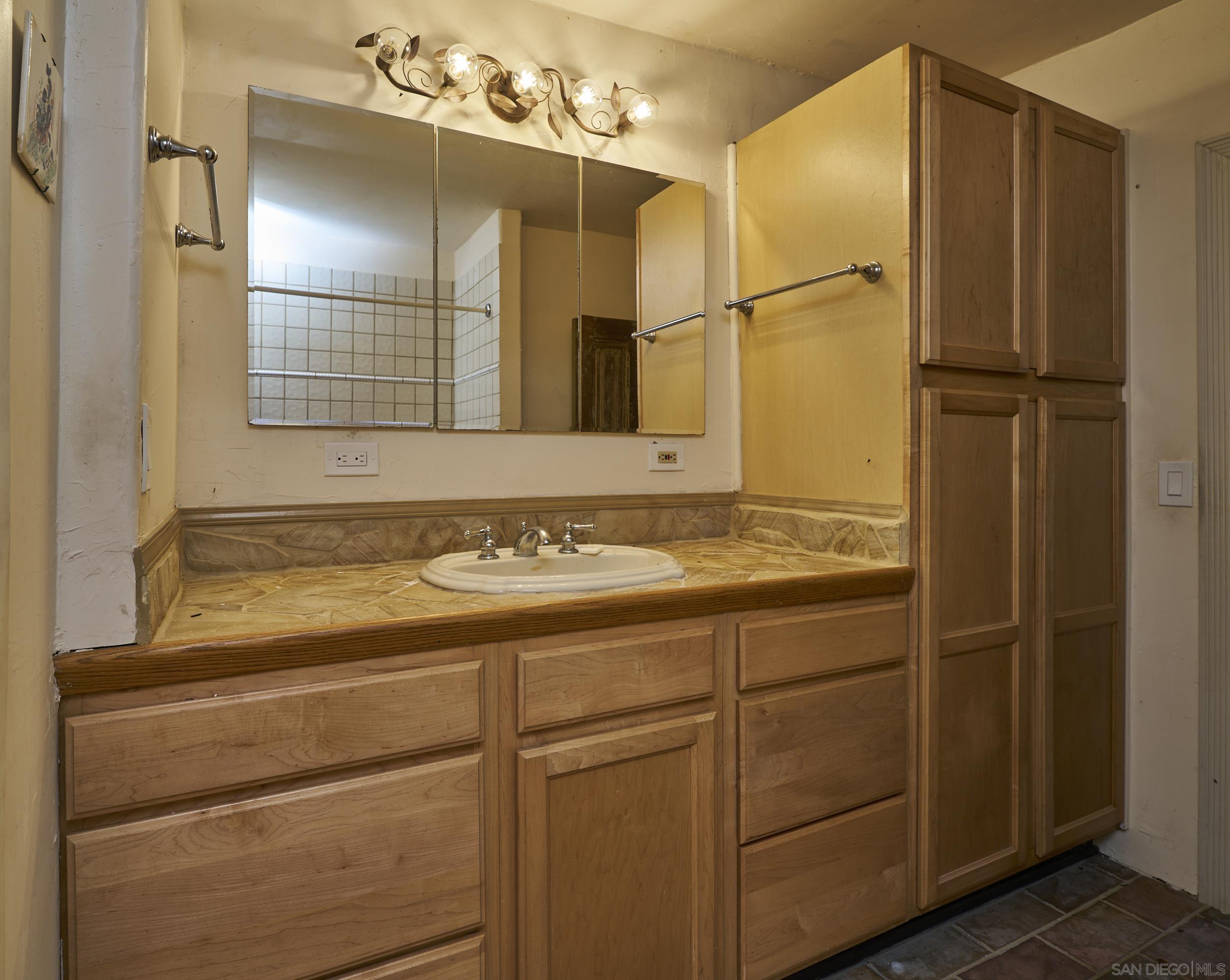 Detail Gallery Image 22 of 26 For 37016  Palo Colorado Rd, Carmel,  CA 93923 - 2 Beds | 1 Baths