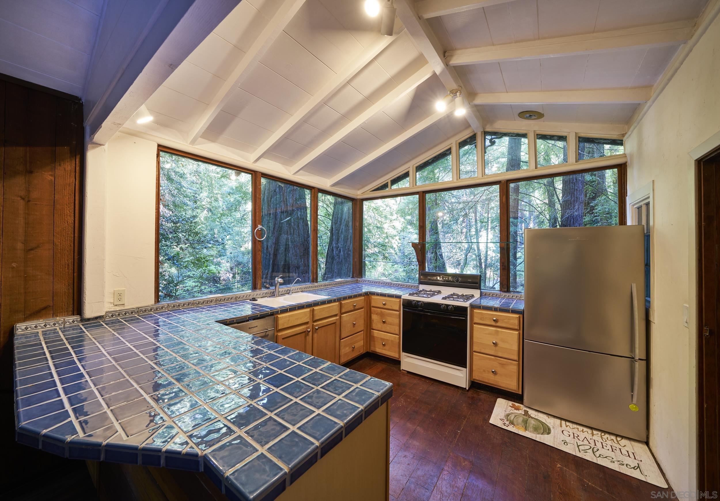 Detail Gallery Image 9 of 26 For 37016  Palo Colorado Rd, Carmel,  CA 93923 - 2 Beds | 1 Baths