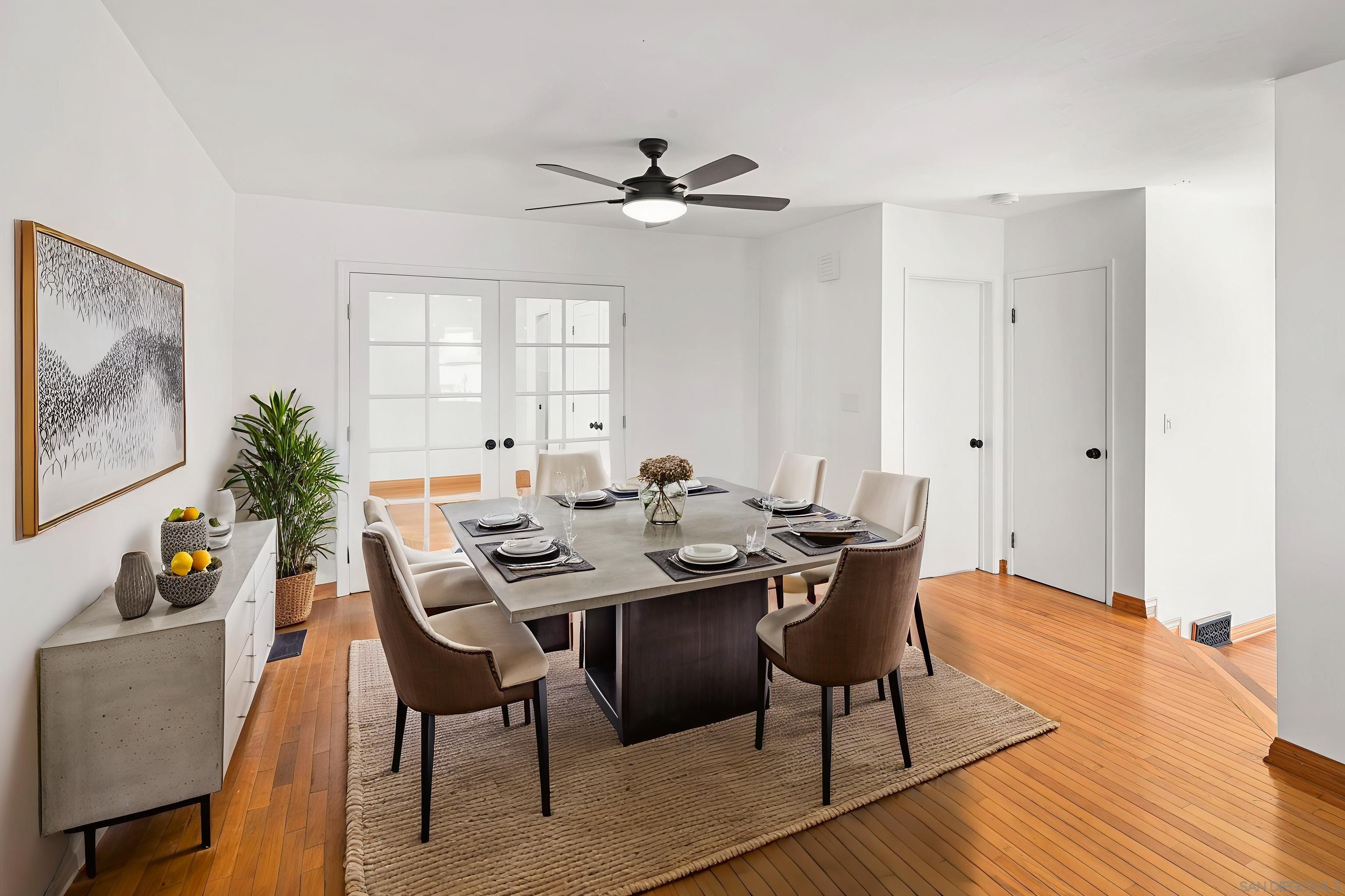 Detail Gallery Image 3 of 54 For 1166  Agate St, San Diego,  CA 92109 - 3 Beds | 2/1 Baths