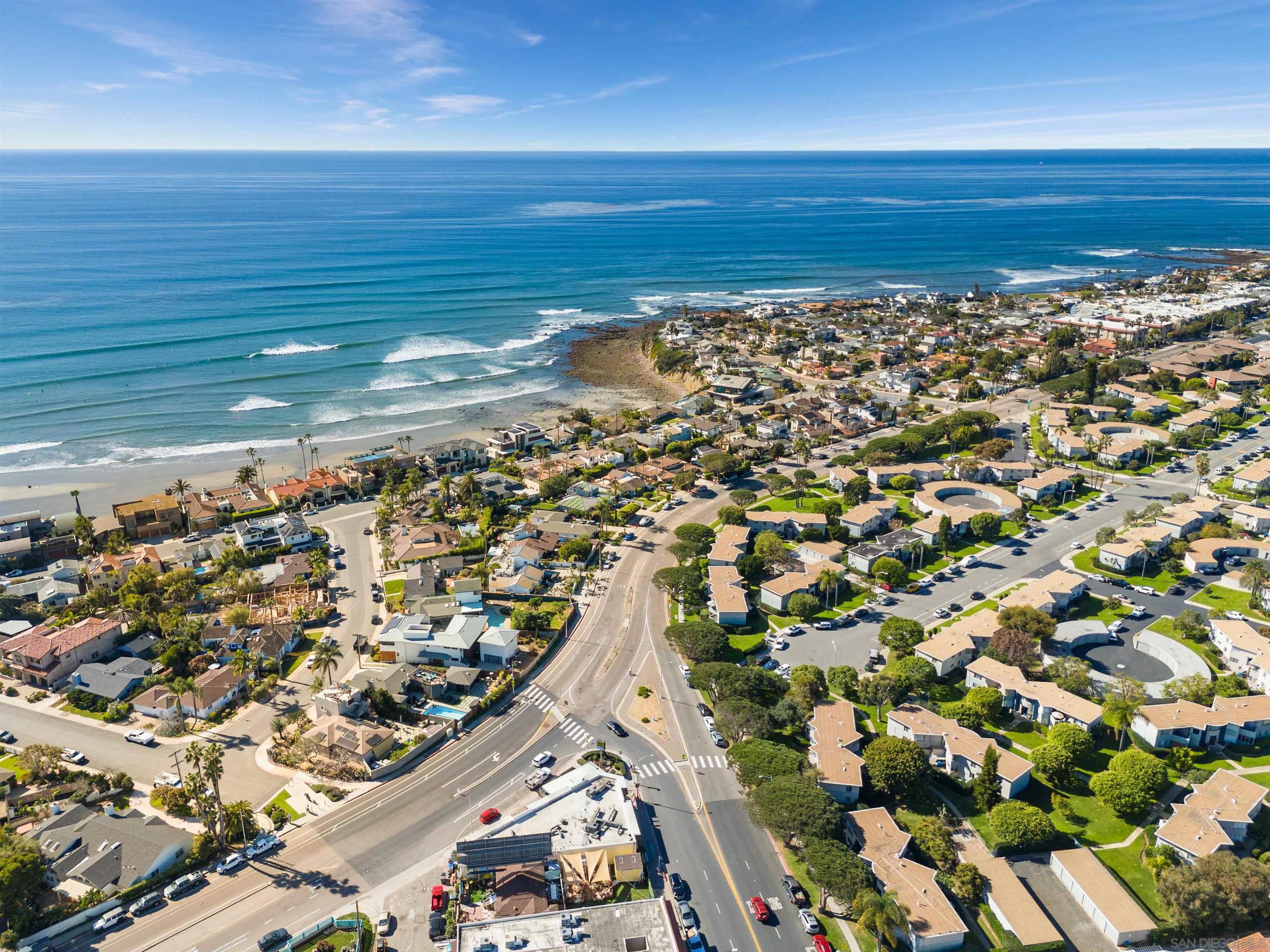 Detail Gallery Image 27 of 54 For 1166  Agate St, San Diego,  CA 92109 - 3 Beds | 2/1 Baths