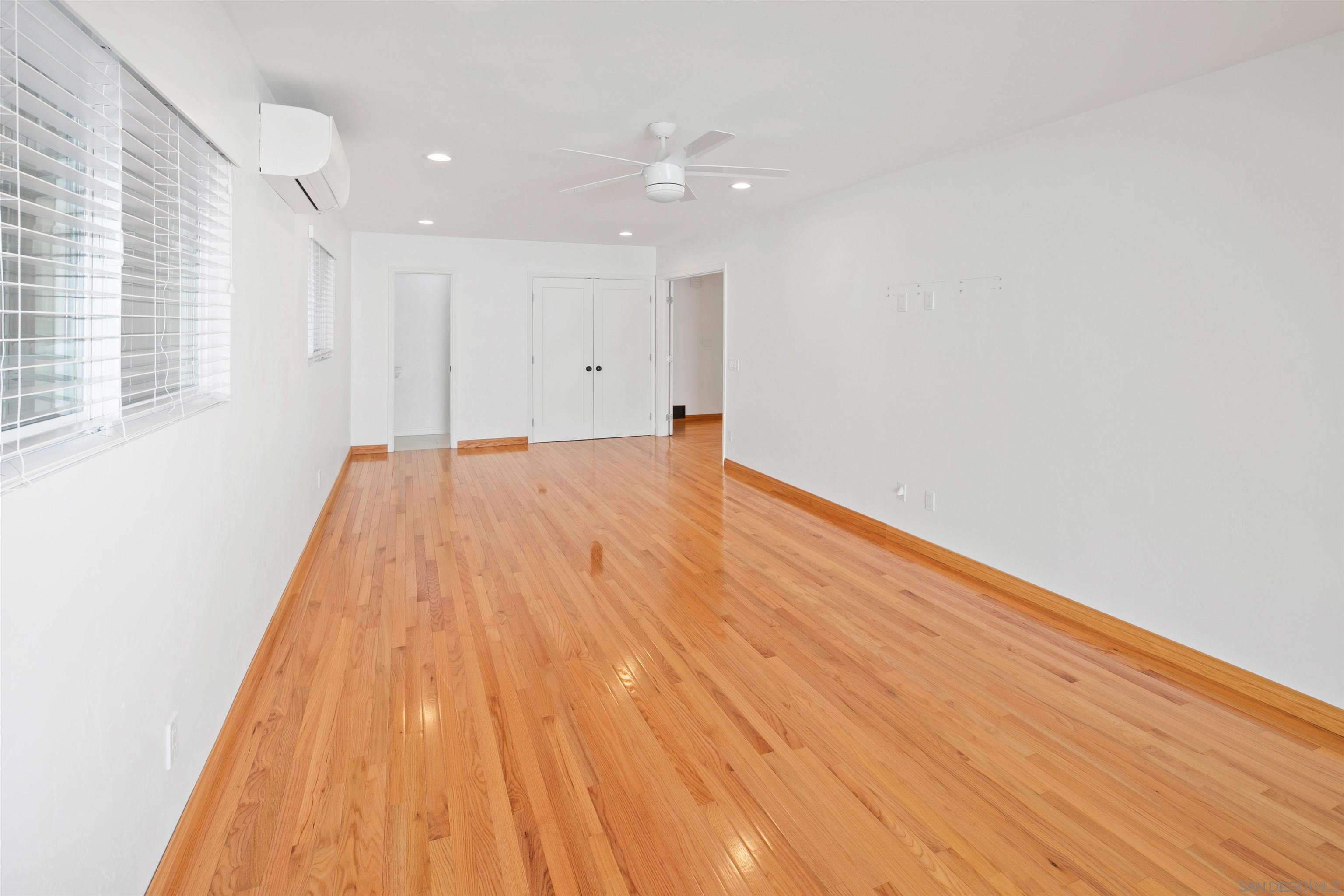 Detail Gallery Image 44 of 54 For 1166  Agate St, San Diego,  CA 92109 - 3 Beds | 2/1 Baths