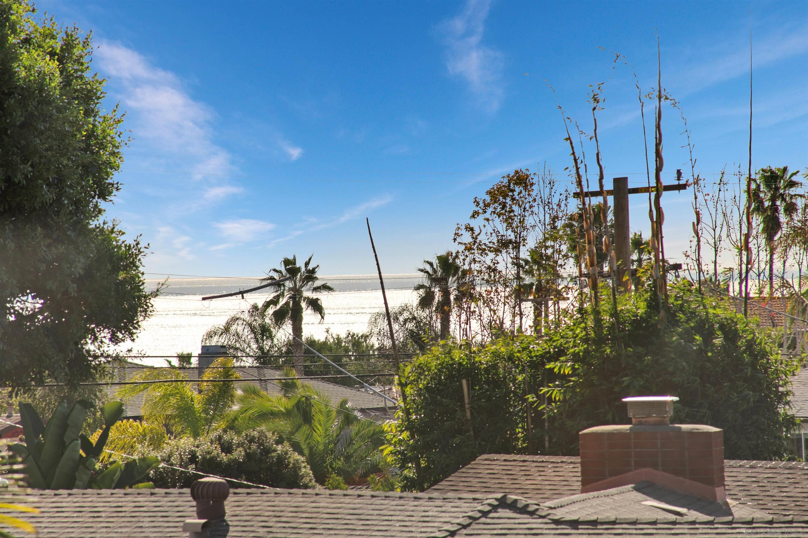 Detail Gallery Image 10 of 54 For 1166  Agate St, San Diego,  CA 92109 - 3 Beds | 2/1 Baths