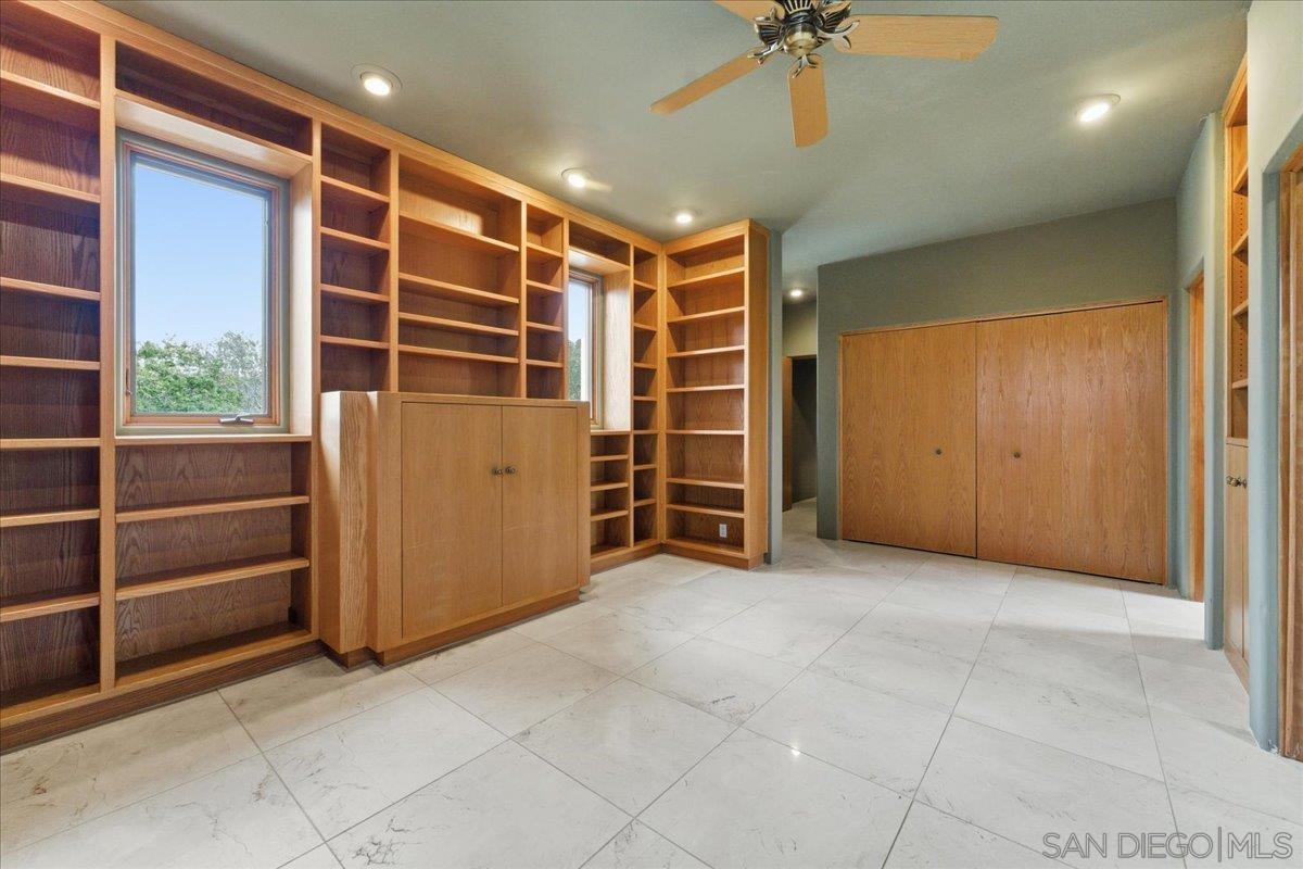 Detail Gallery Image 13 of 38 For 7030  Elfin Oaks Rd., Escondido,  CA 92029 - 4 Beds | 3/1 Baths