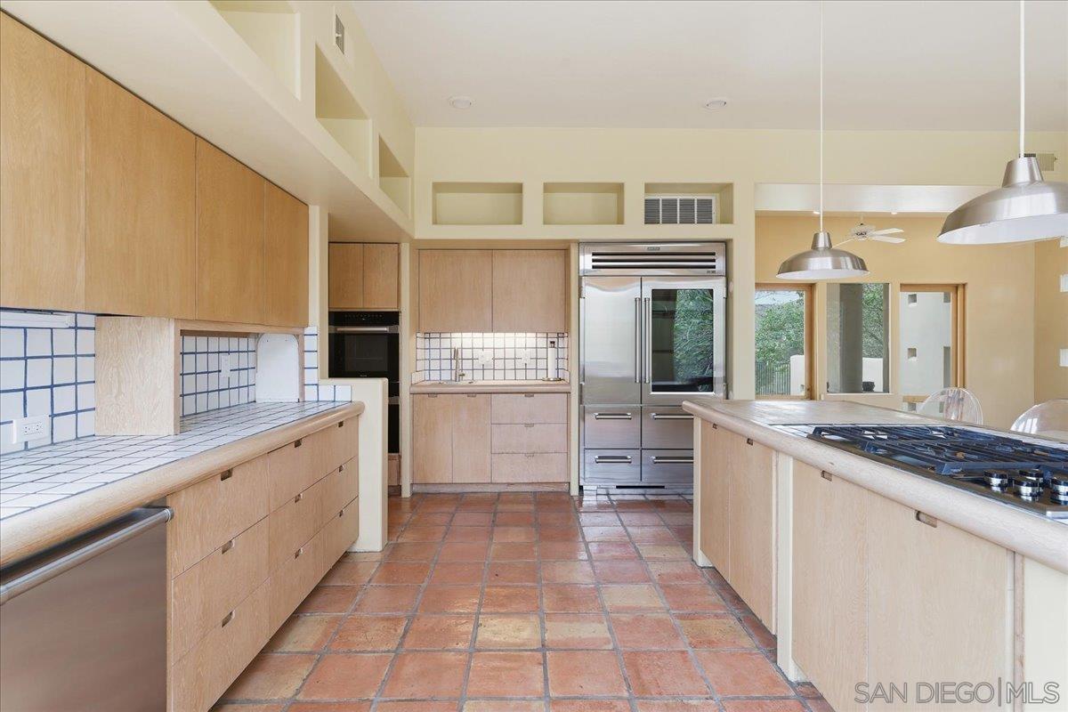 Detail Gallery Image 29 of 38 For 7030  Elfin Oaks Rd., Escondido,  CA 92029 - 4 Beds | 3/1 Baths