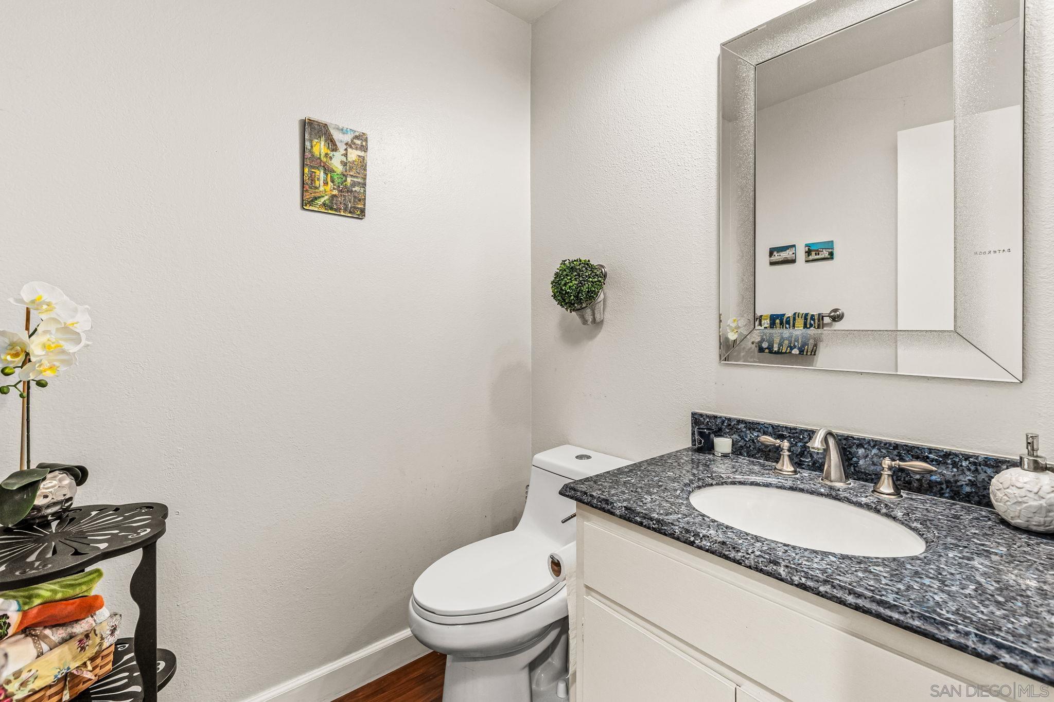 Detail Gallery Image 14 of 25 For 10831  Ironwood Rd, San Diego,  CA 92131 - 4 Beds | 3 Baths