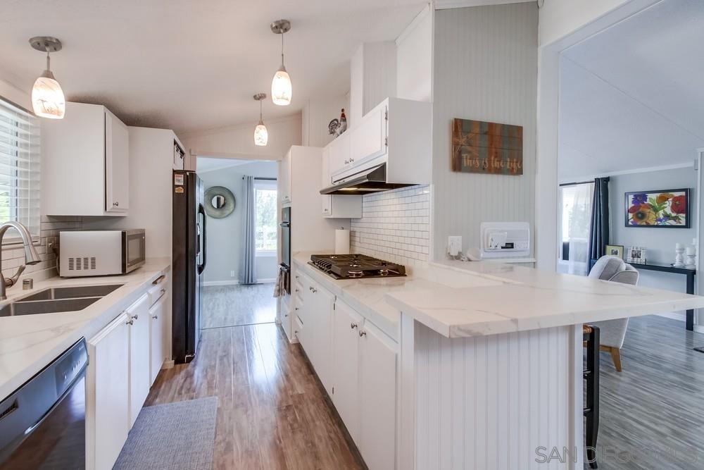 Detail Gallery Image 16 of 68 For 18218  Paradise Mountain Road  #75,  Valley Center,  CA 92082 - 2 Beds | 2 Baths