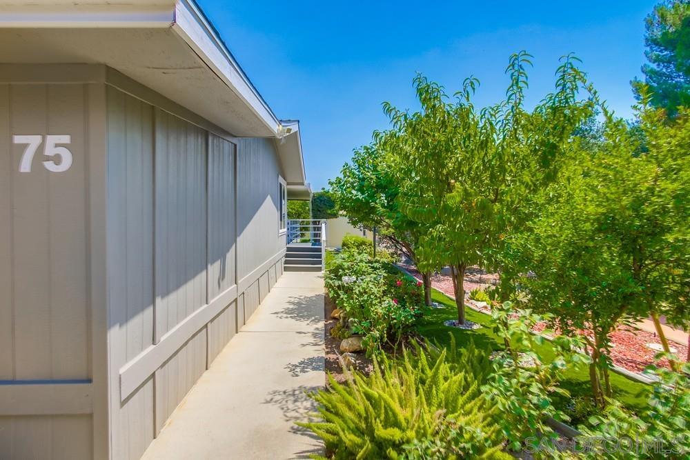 Detail Gallery Image 7 of 68 For 18218  Paradise Mountain Road  #75,  Valley Center,  CA 92082 - 2 Beds | 2 Baths