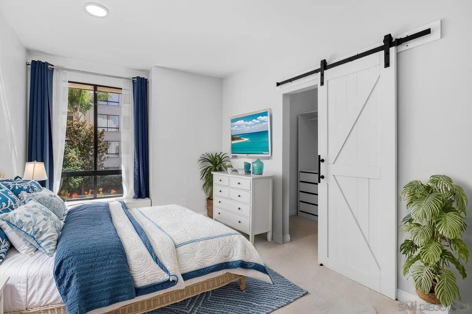 Detail Gallery Image 17 of 44 For 5845  Friars Rd  #1201,  San Diego,  CA 92110 - 3 Beds | 2 Baths