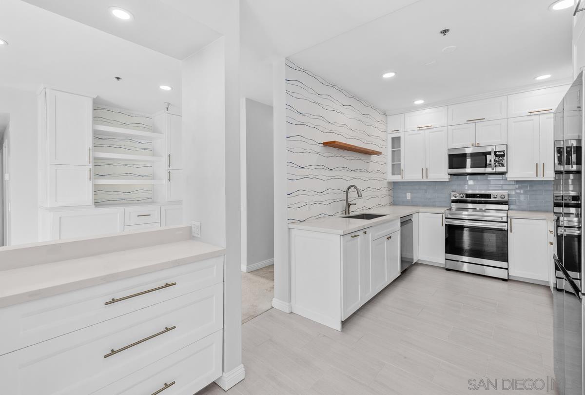 Detail Gallery Image 30 of 44 For 5845  Friars Rd  #1201,  San Diego,  CA 92110 - 3 Beds | 2 Baths