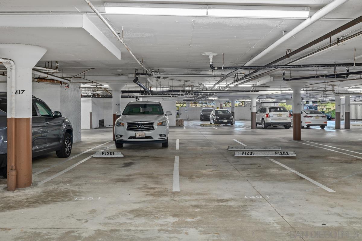 Detail Gallery Image 38 of 44 For 5845  Friars Rd  #1201,  San Diego,  CA 92110 - 3 Beds | 2 Baths