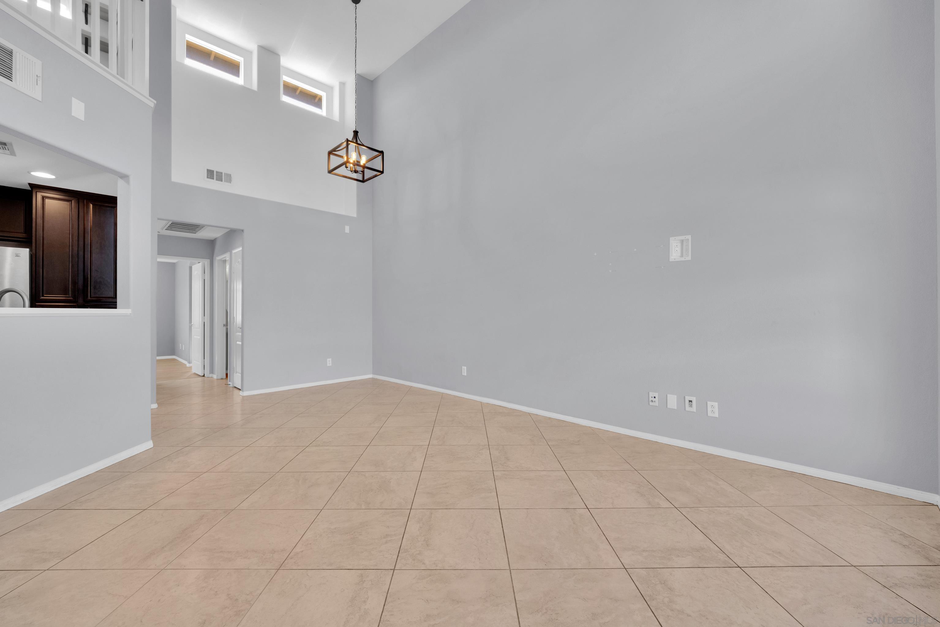 Detail Gallery Image 19 of 61 For 10413  Shelborne St  #45,  San Diego,  CA 92127 - 3 Beds | 2/1 Baths