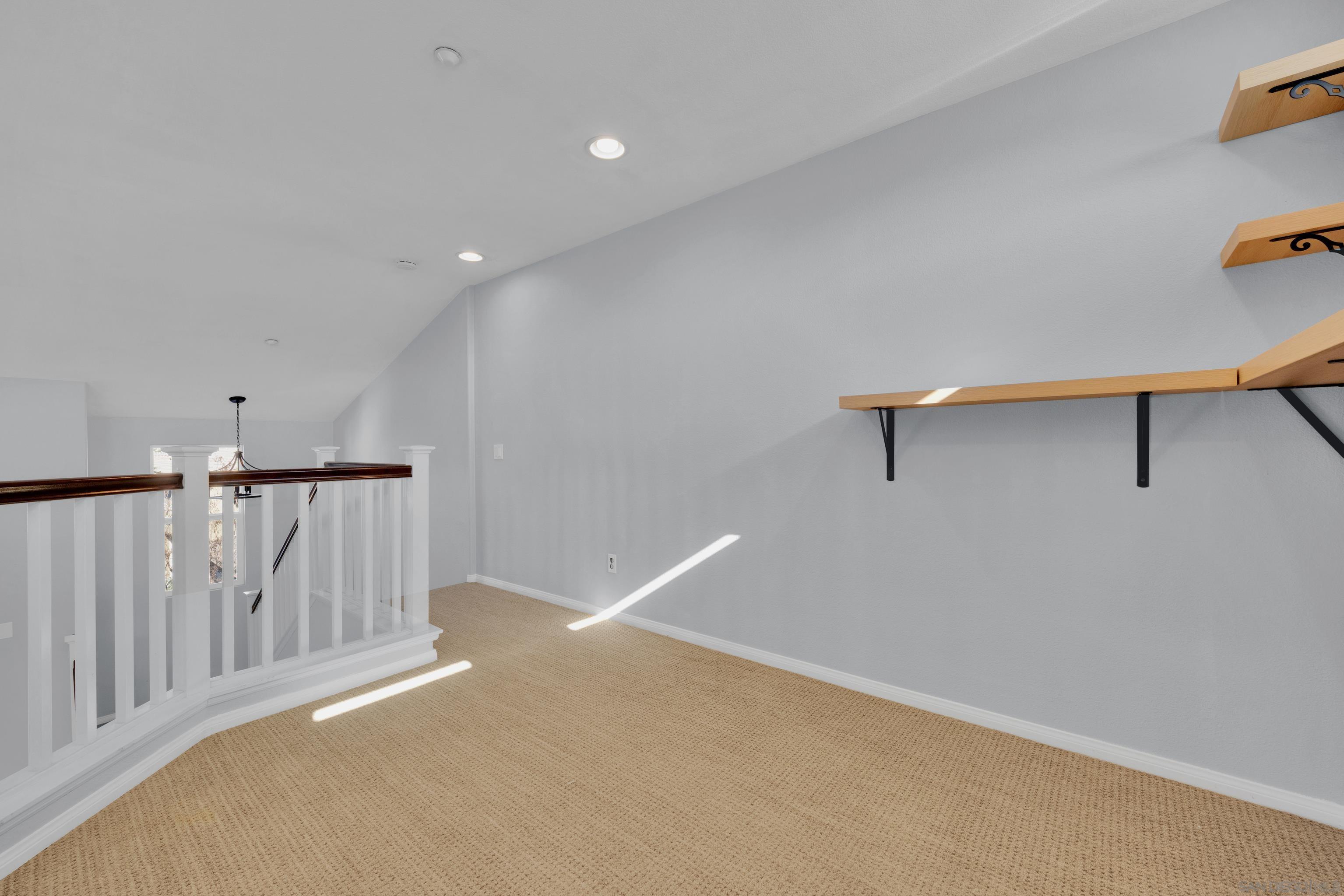 Detail Gallery Image 40 of 61 For 10413  Shelborne St  #45,  San Diego,  CA 92127 - 3 Beds | 2/1 Baths