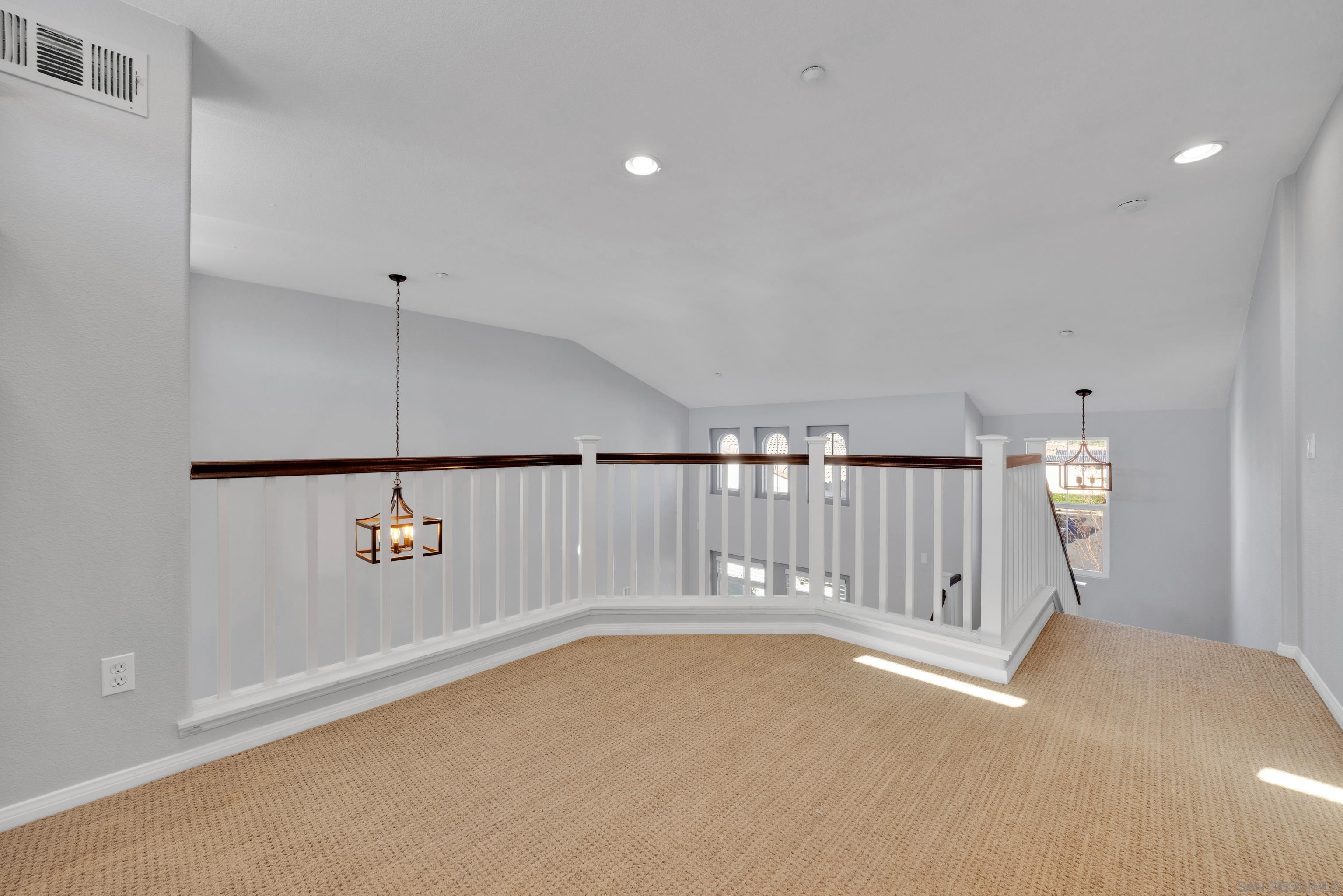 Detail Gallery Image 41 of 61 For 10413  Shelborne St  #45,  San Diego,  CA 92127 - 3 Beds | 2/1 Baths