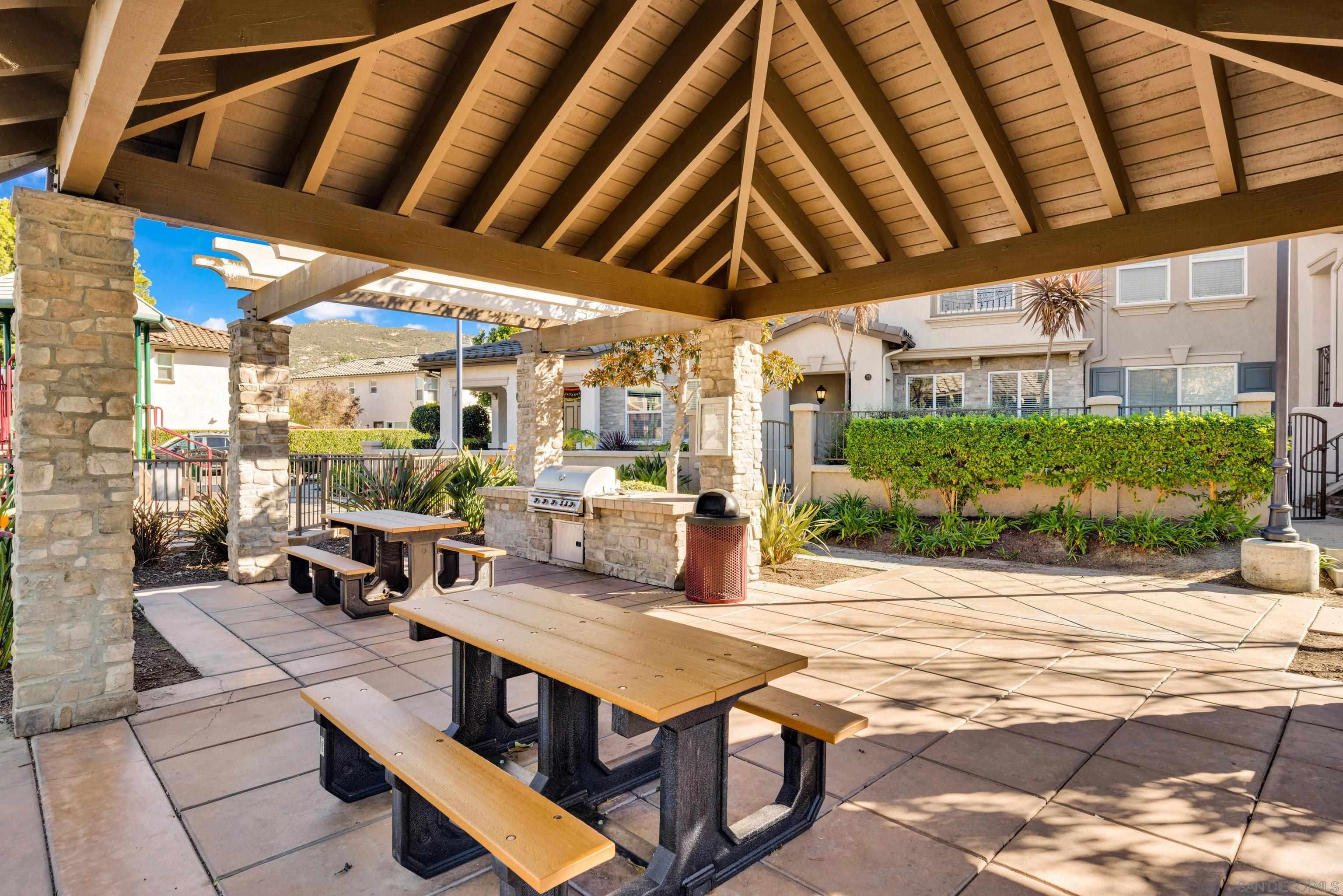 Detail Gallery Image 50 of 61 For 10413  Shelborne St  #45,  San Diego,  CA 92127 - 3 Beds | 2/1 Baths