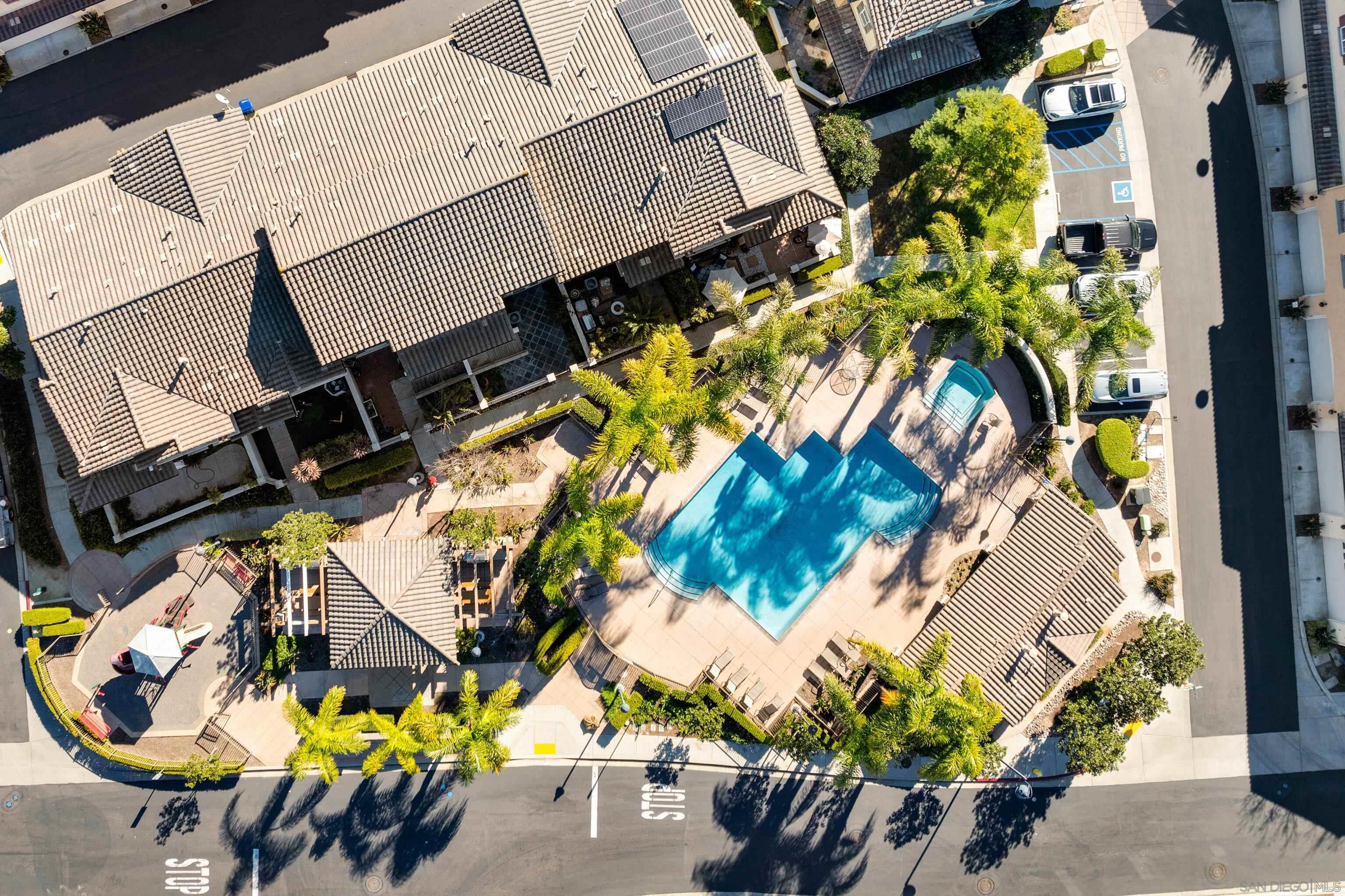 Detail Gallery Image 52 of 61 For 10413  Shelborne St  #45,  San Diego,  CA 92127 - 3 Beds | 2/1 Baths